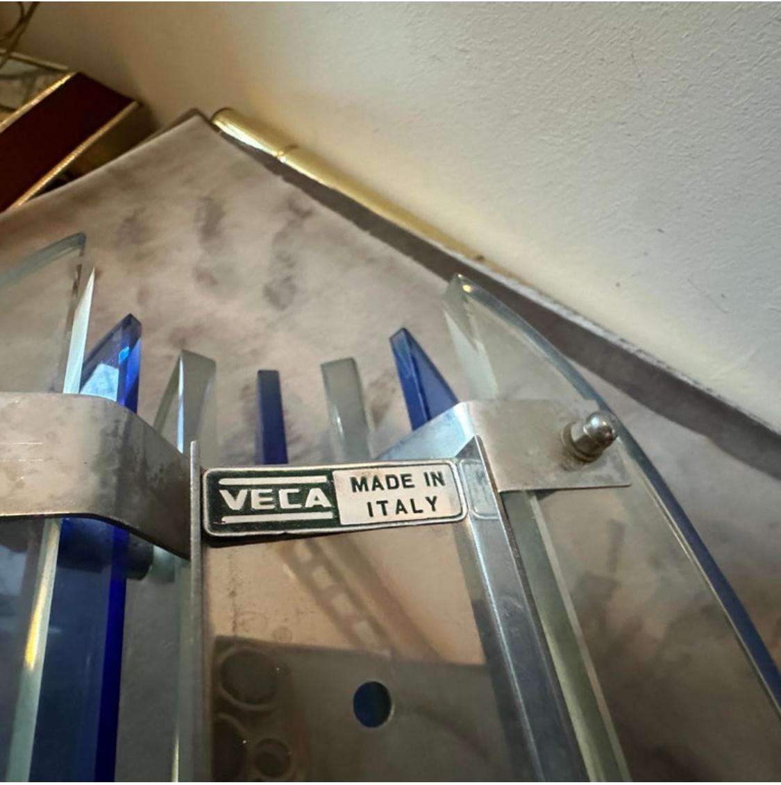 Ensemble de deux appliques murales italiennes en verre bleu et gris de l'ère spatiale des années 1960 par Veca en vente 3