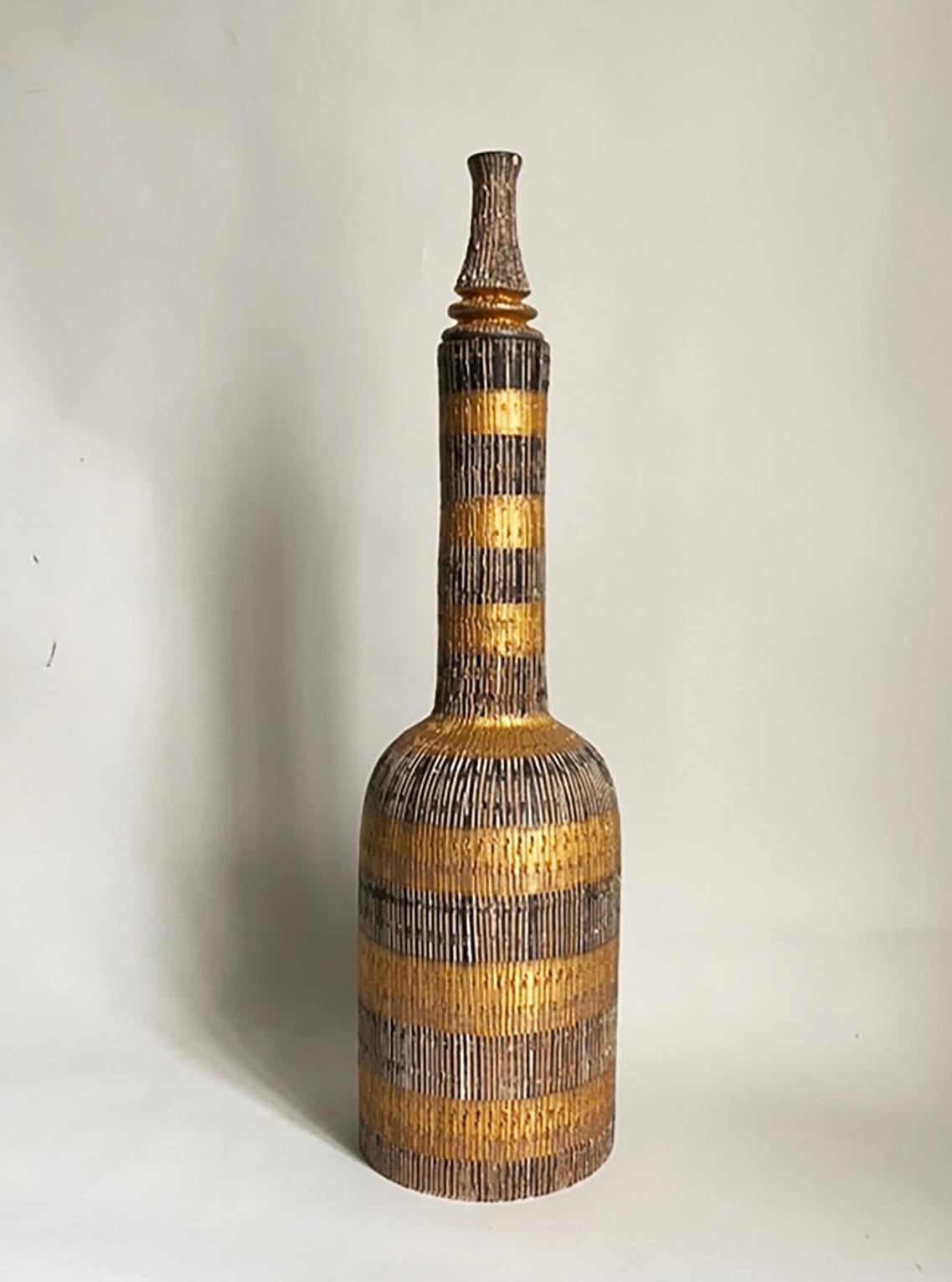 1960s Seta Ceramic Stoppered Bottle  Decanter by Aldo Londi for Bitossi Italy For Sale 9