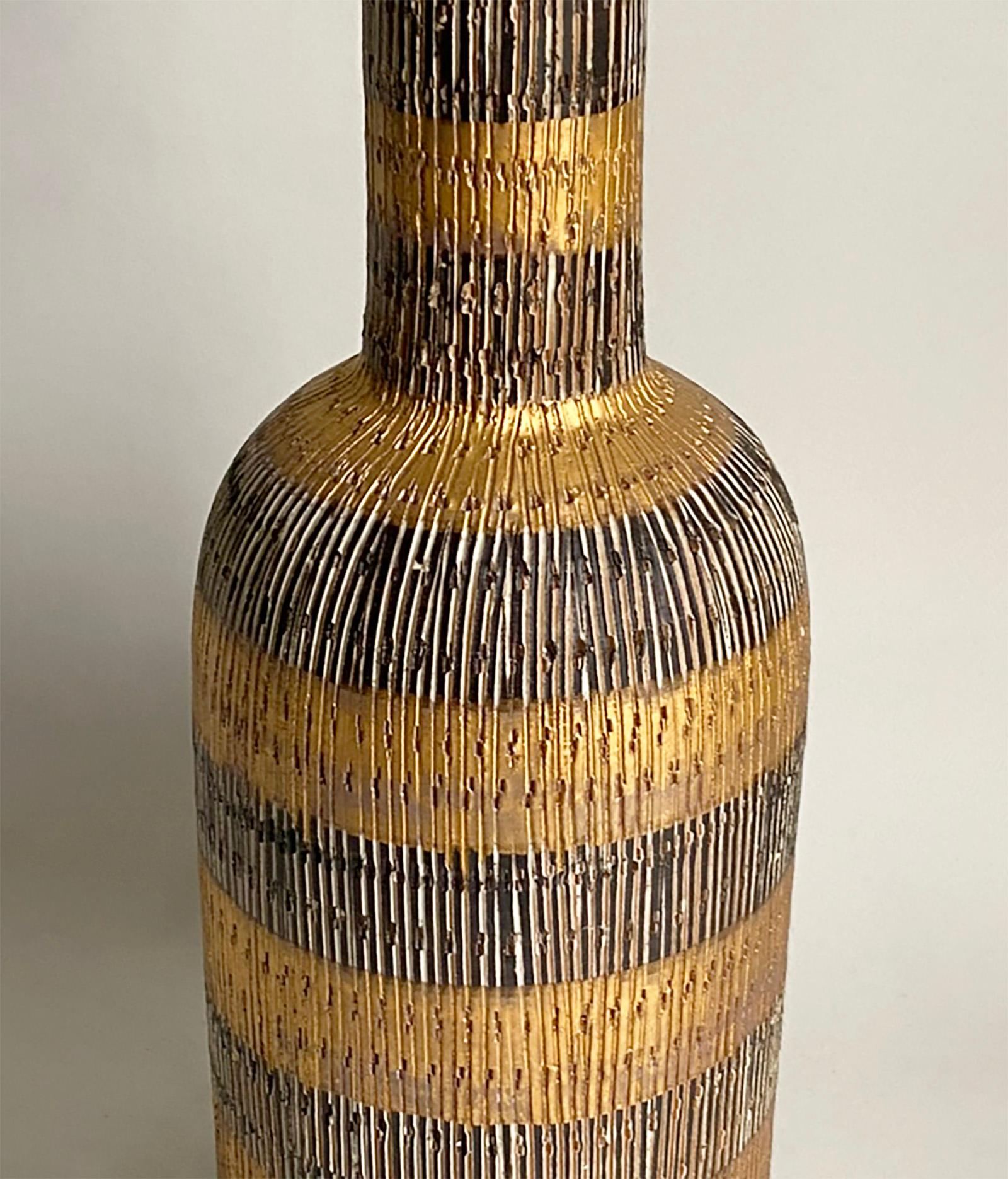 1960s Seta Ceramic Stoppered Bottle  Decanter by Aldo Londi for Bitossi Italy For Sale 1
