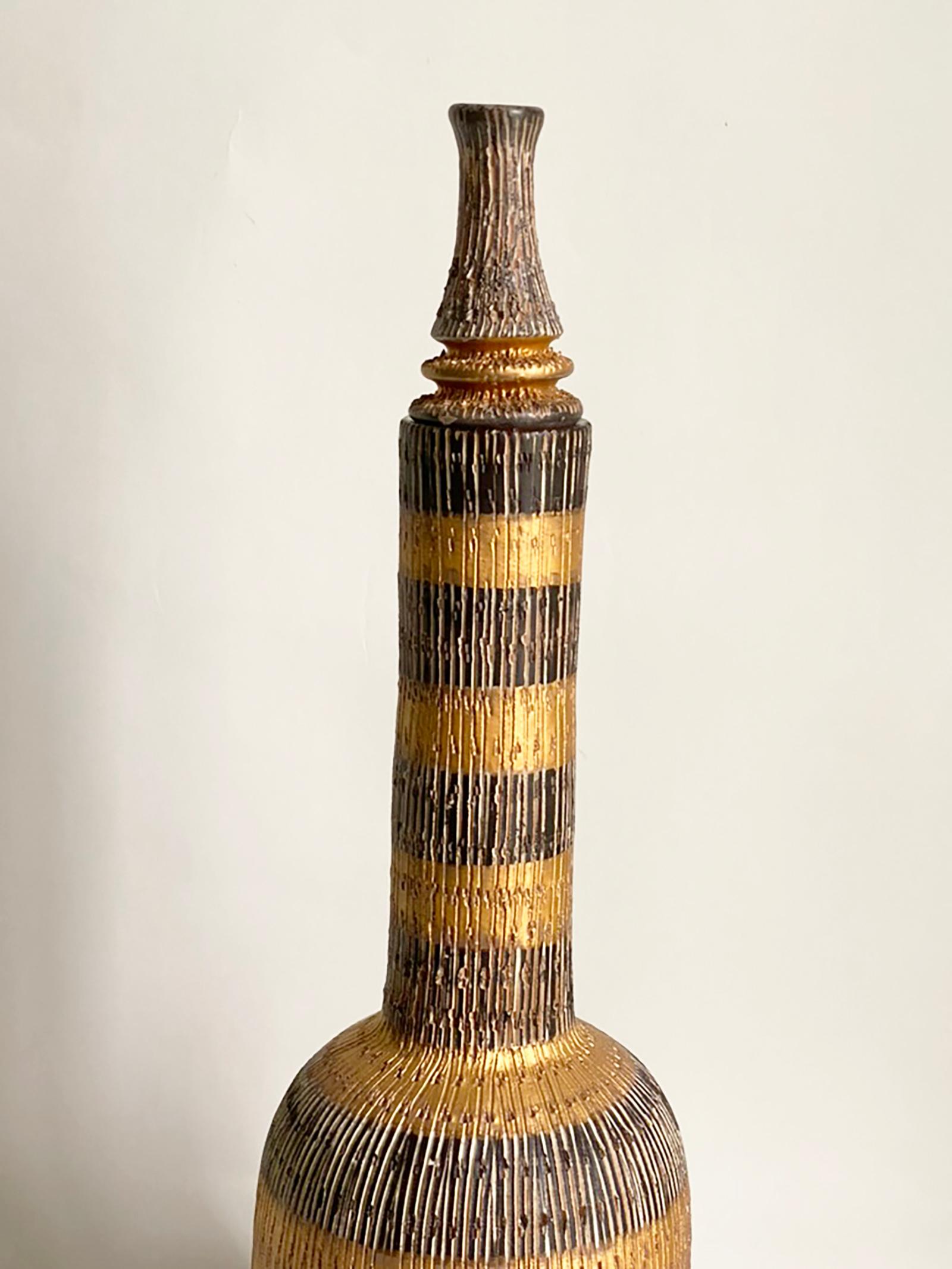 1960s Seta Ceramic Stoppered Bottle  Decanter by Aldo Londi for Bitossi Italy For Sale 3