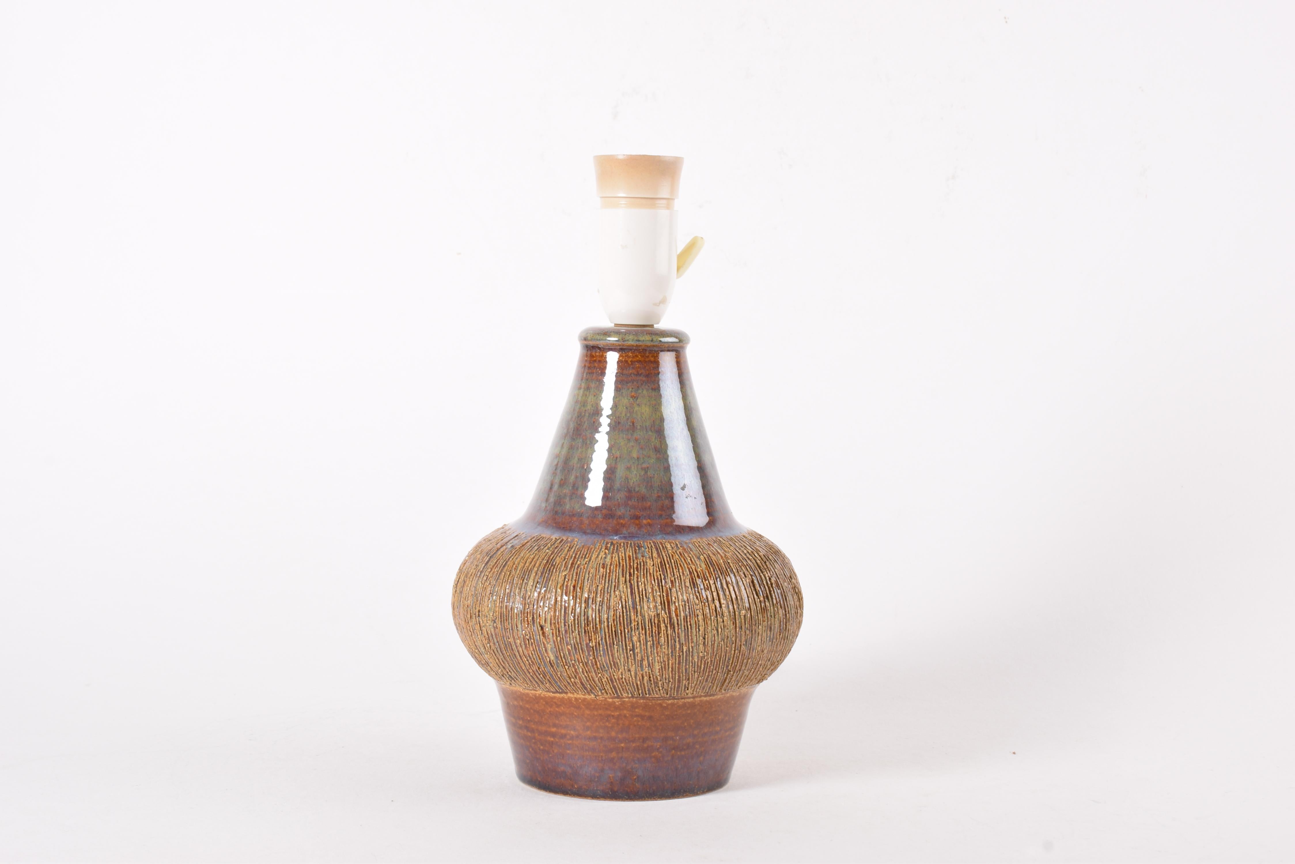 Mid-Century Modern 1960s Søholm Sculptural Table Lamp Budded with Brown Stripes, Danish Mid-century For Sale