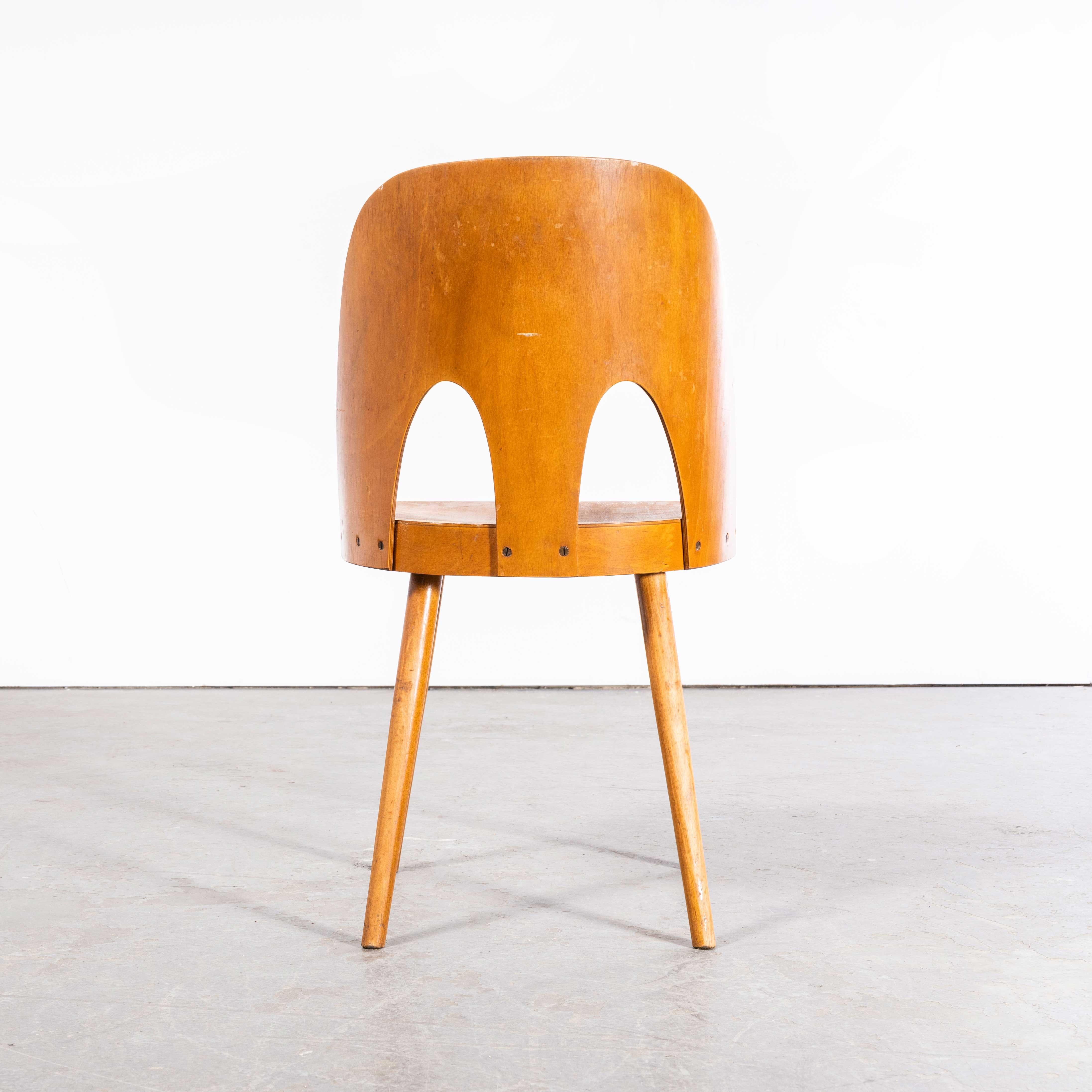 Bentwood 1960s Side Chair by Antonin Suman for Ton, Double Cut Out For Sale