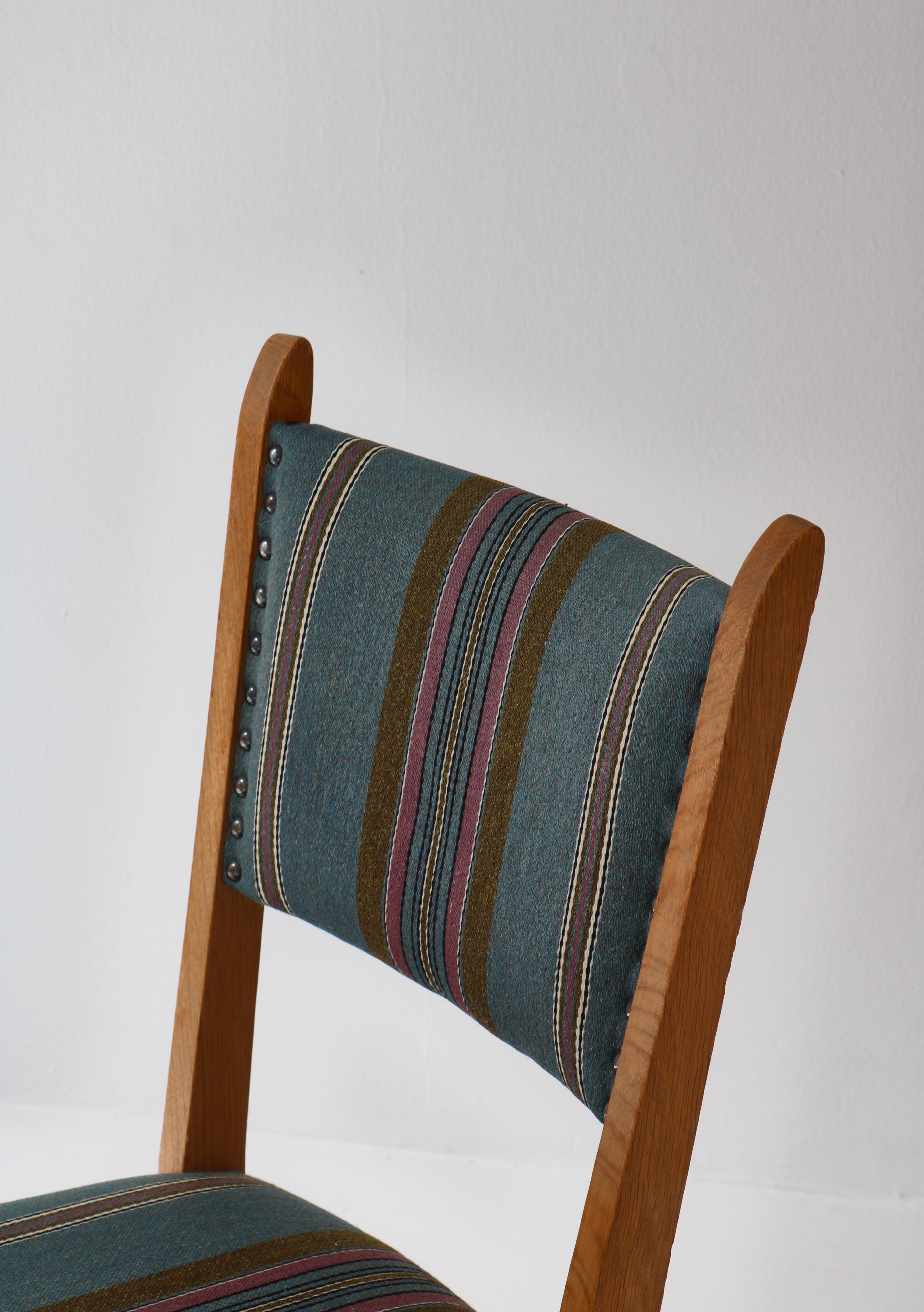 Mid-20th Century 1960s Side Chair in Oak & Wool Fabric by Henry Kjærnulf, Danish Modern For Sale
