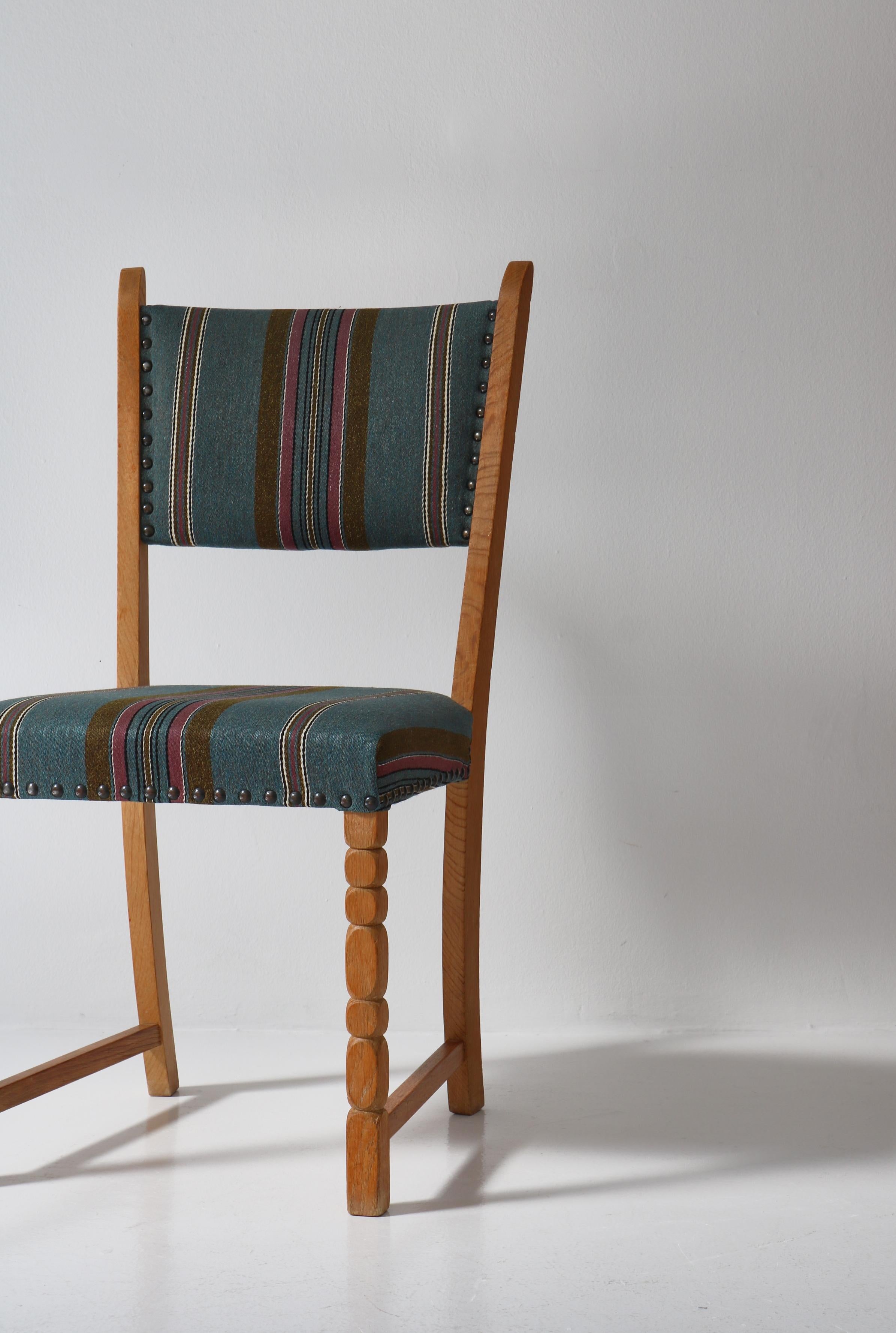1960s Side Chair in Oak & Wool Fabric by Henry Kjærnulf, Danish Modern For Sale 4