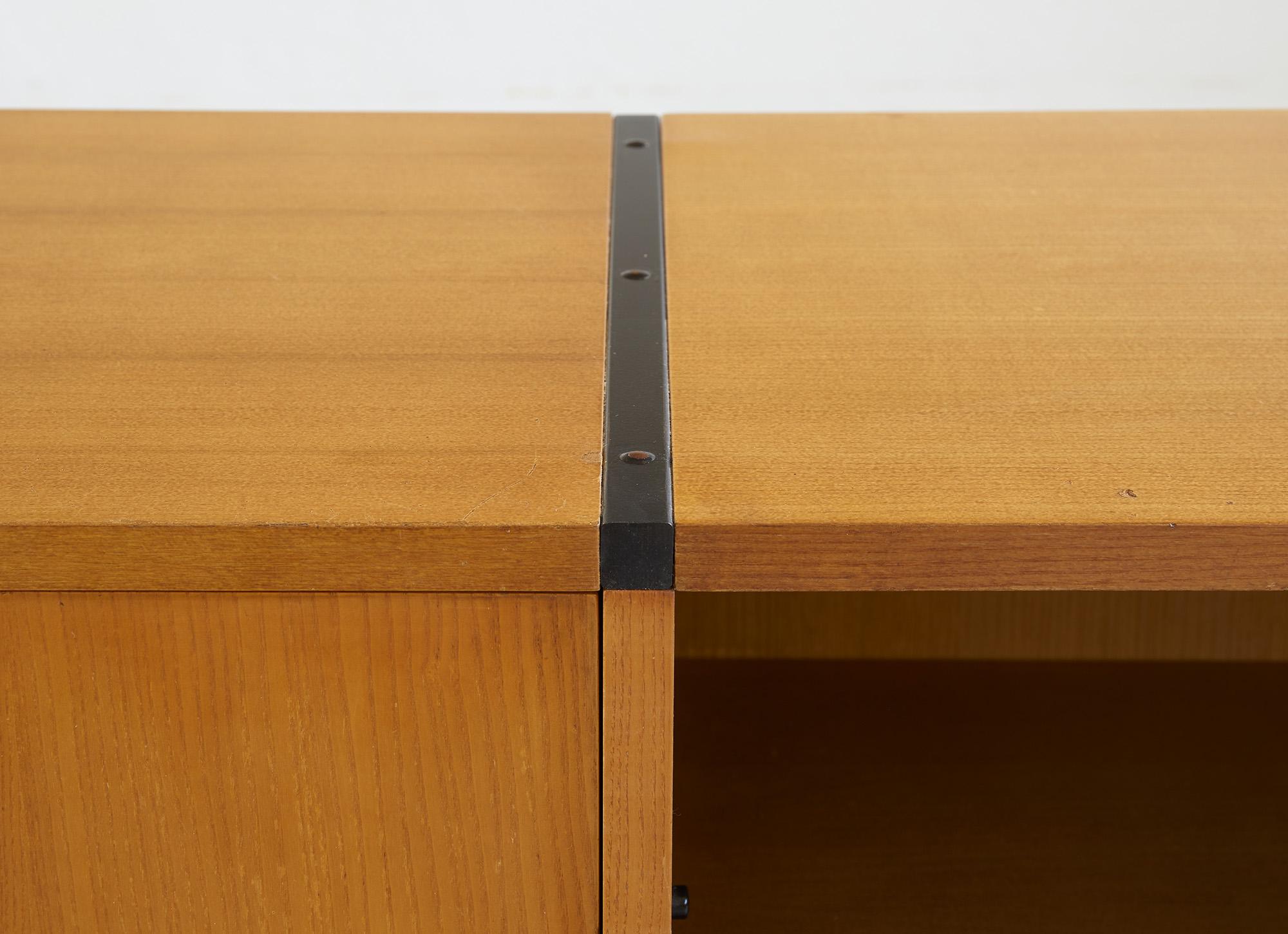 Bois Buffet des années 1960 par ARP ( Guariche, Mortier, Motte ) pour Minvielle, France en vente
