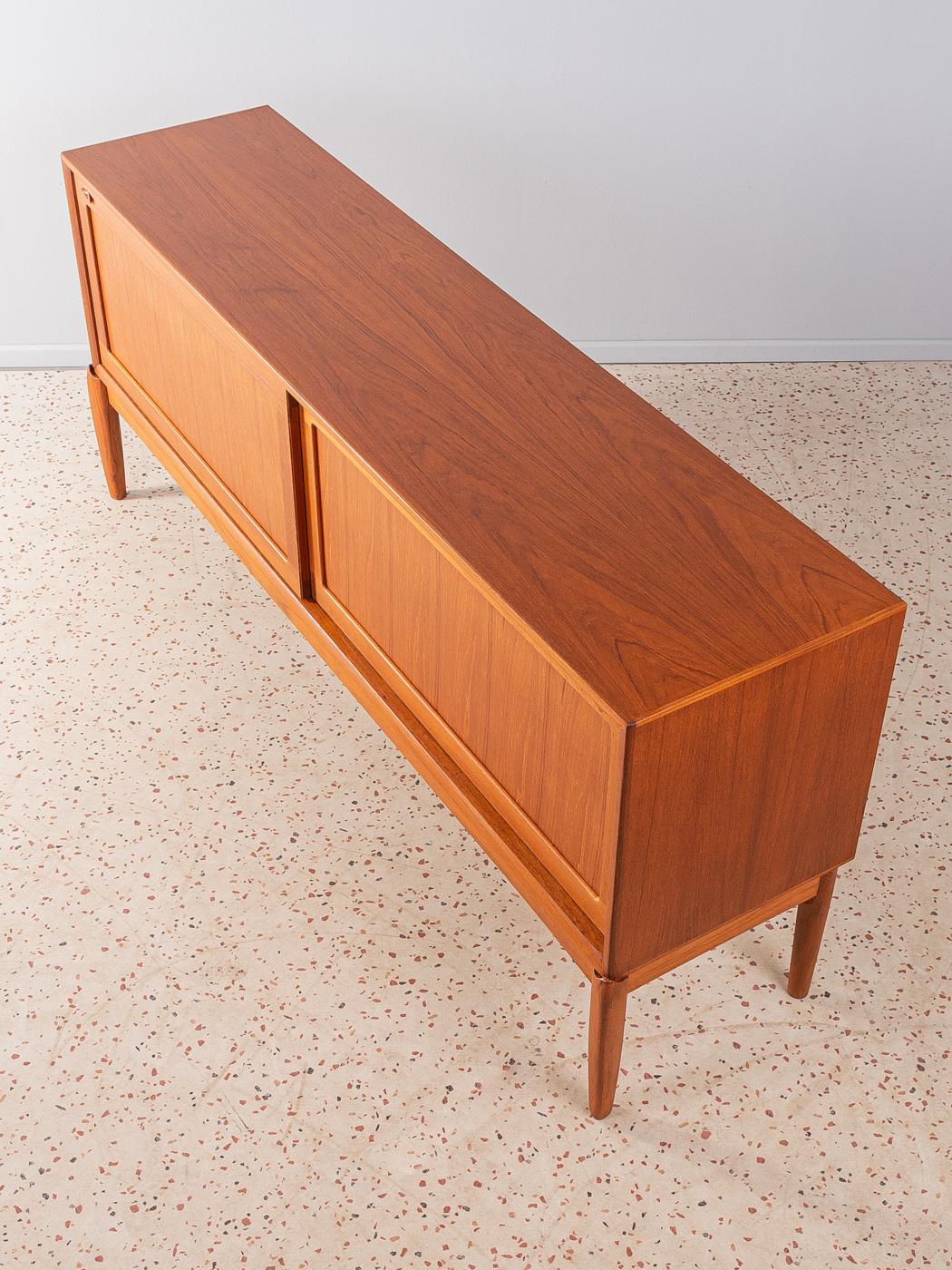 1960s, Sideboard by H.W. Klein for Bramin  In Good Condition For Sale In Neuss, NW