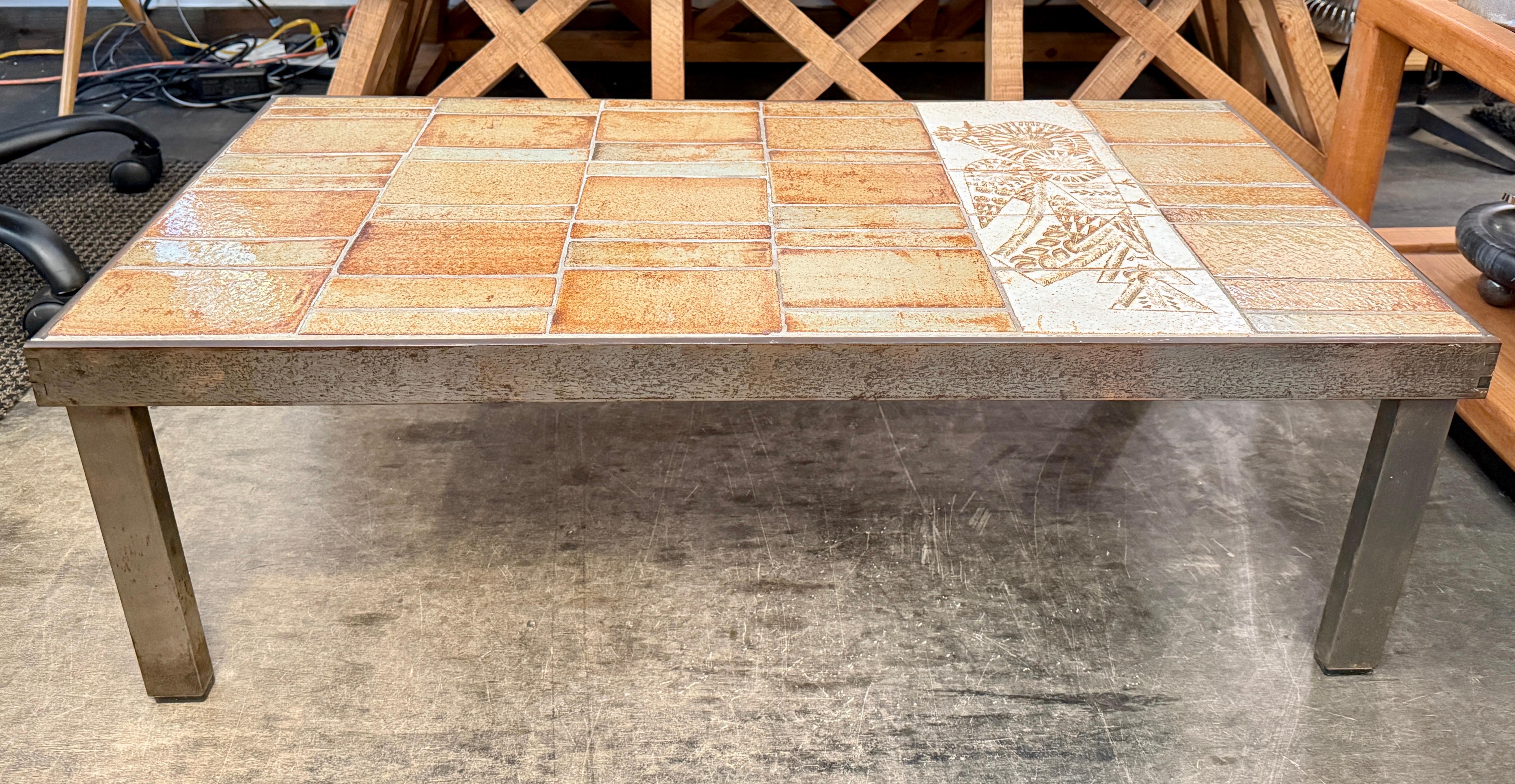 Table basse en acier et céramique signée Roger Capron, 1960 en vente 1