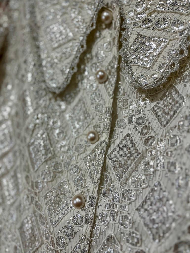 1960’s Silver Metallic Lace Mini Dress For Sale 5
