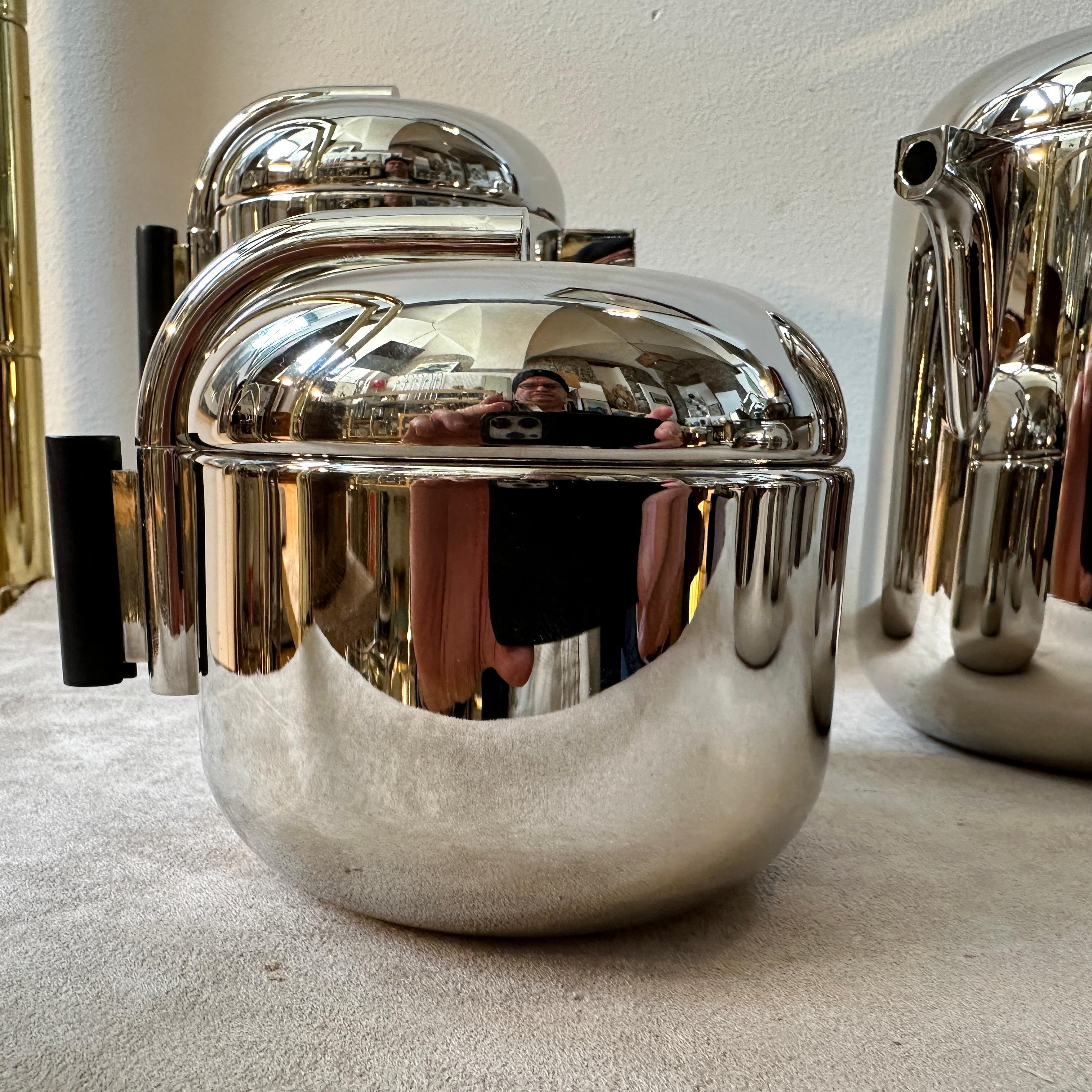 1960s Silver Plated Tea and Coffee Set Designed by G. Coarezza for Mam Milano For Sale 10