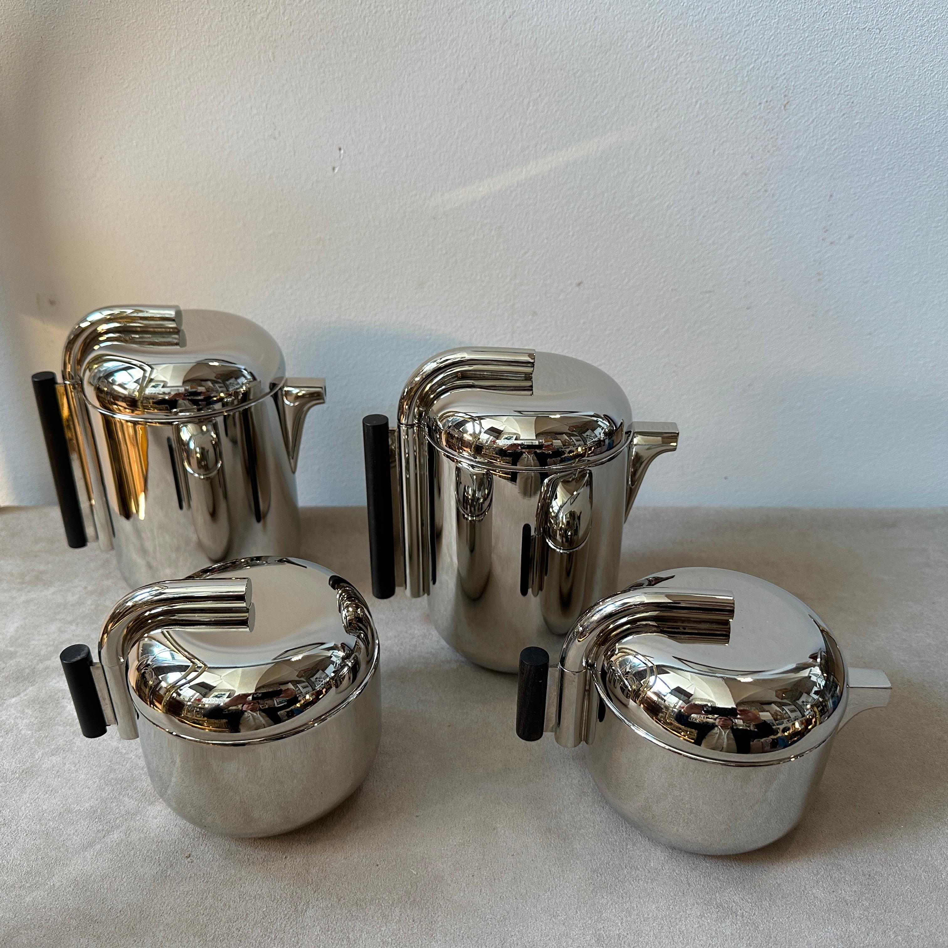 1960s Silver Plated Tea and Coffee Set Designed by G. Coarezza for Mam Milano For Sale 2