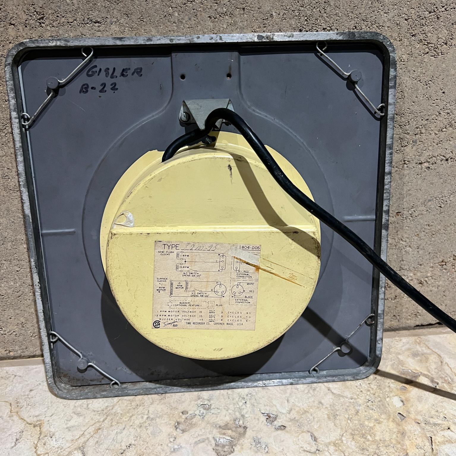 1960s Simplex Electric School Wall Clock For Sale 3