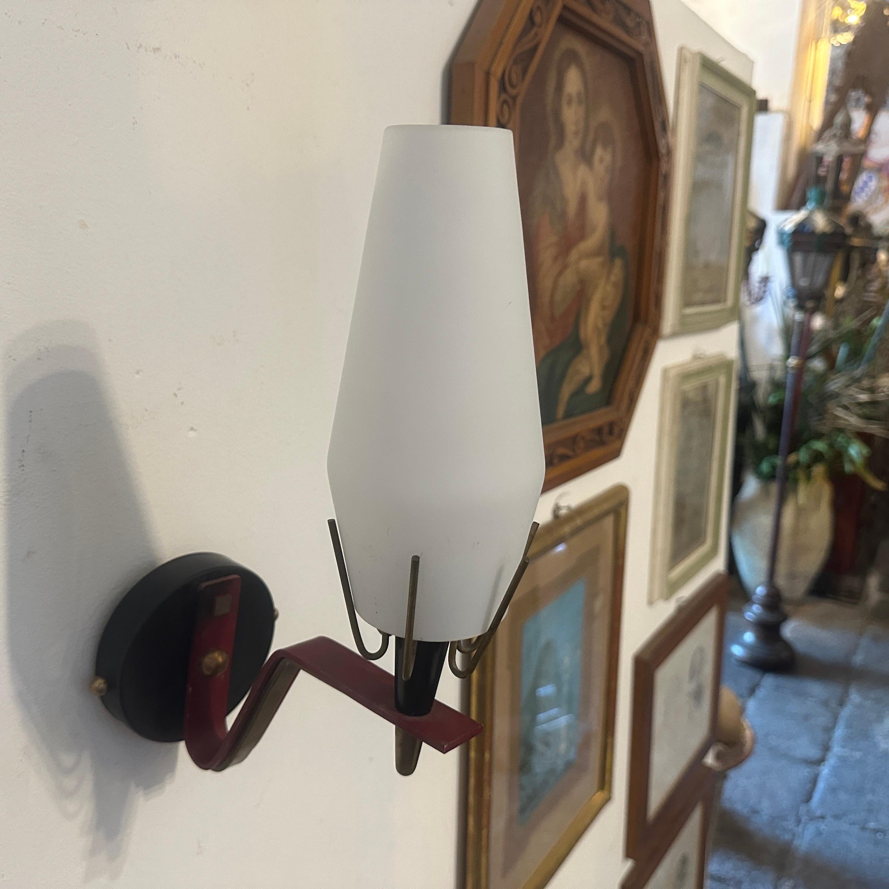 1960s Arredoluce Style Mid-Century Modern Italian Wall Sconces In Good Condition For Sale In Aci Castello, IT