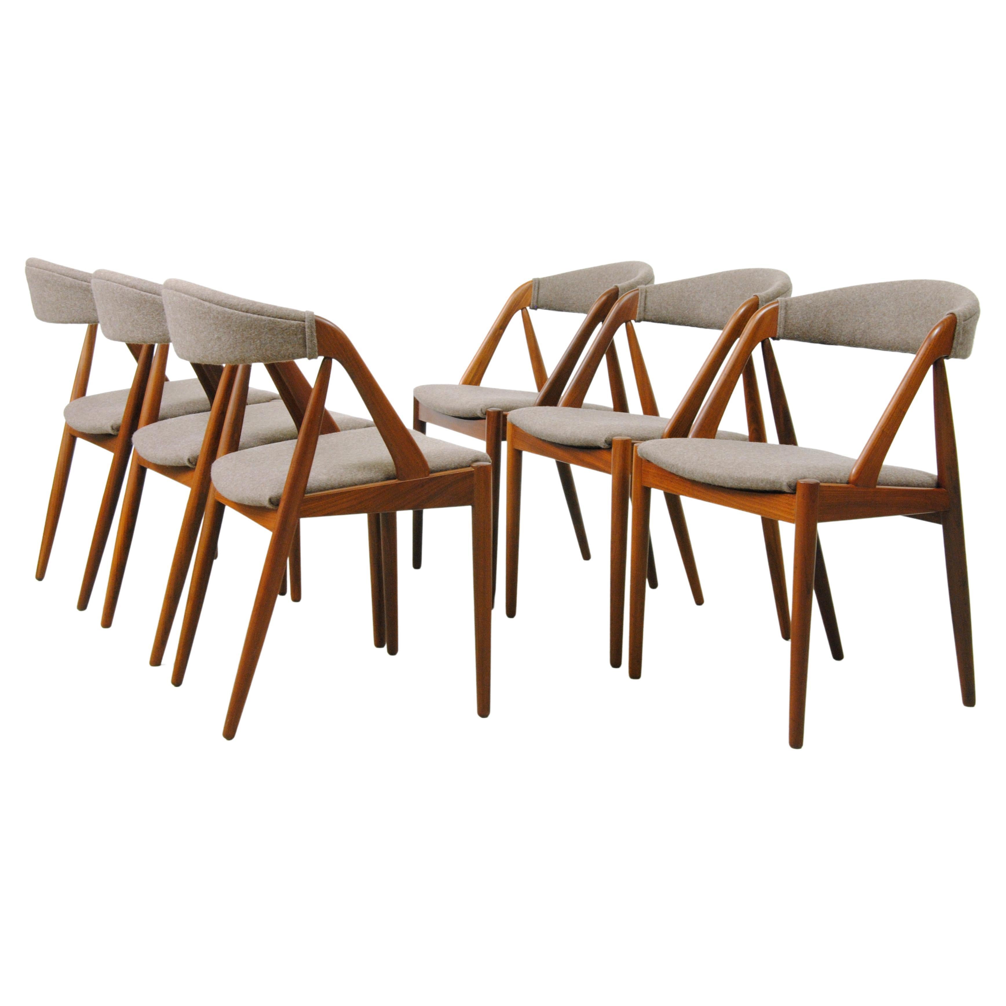 Six chaises de salle à manger Kai Kristiansen en teck entièrement restaurées, tapisserie personnalisée incluse en vente