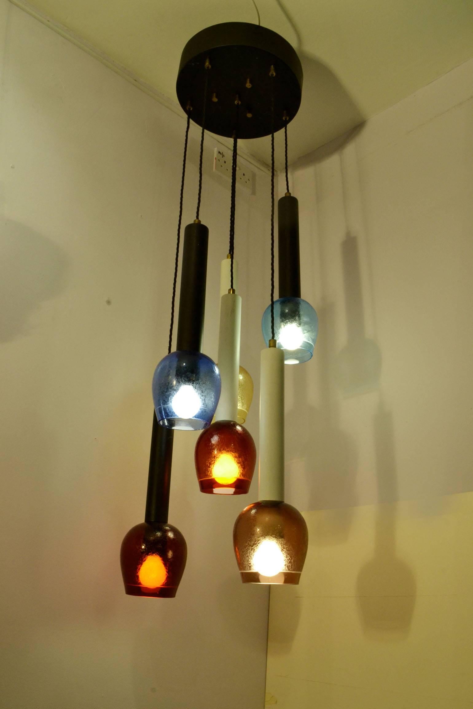 Stilnovo Attributed 1960s Multicolored Hand Blown Glass Chandelier For Sale 4