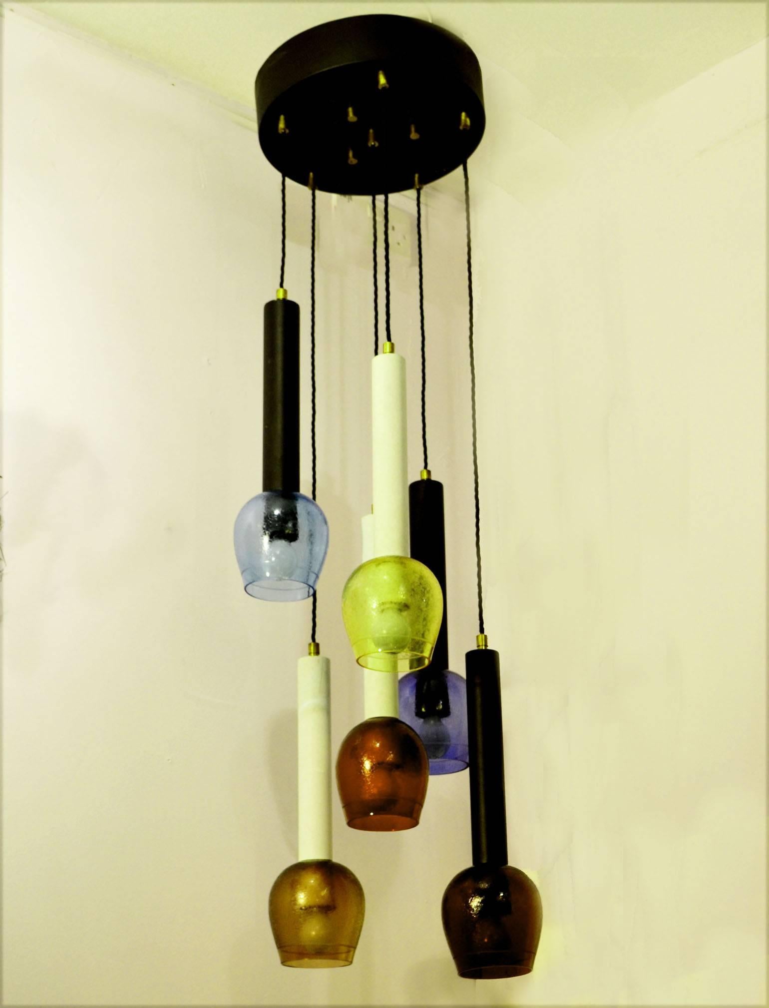 Stilnovo Attributed 1960s Multicolored Hand Blown Glass Chandelier In Excellent Condition For Sale In London, GB