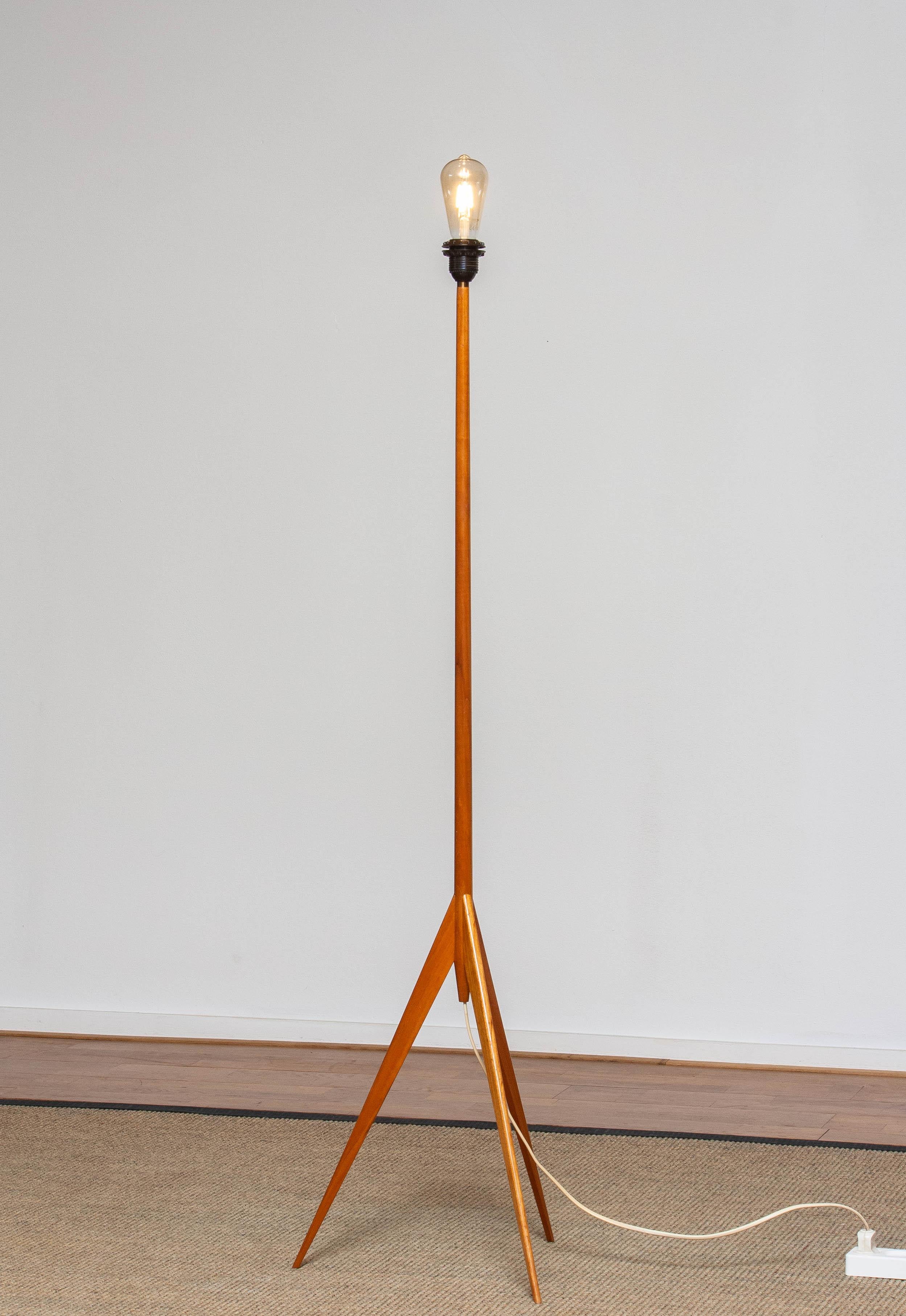Swedish 1960s Slim and Tall Scandinavian Teak Tripot Floor Lamp by Luxus from Sweden For Sale