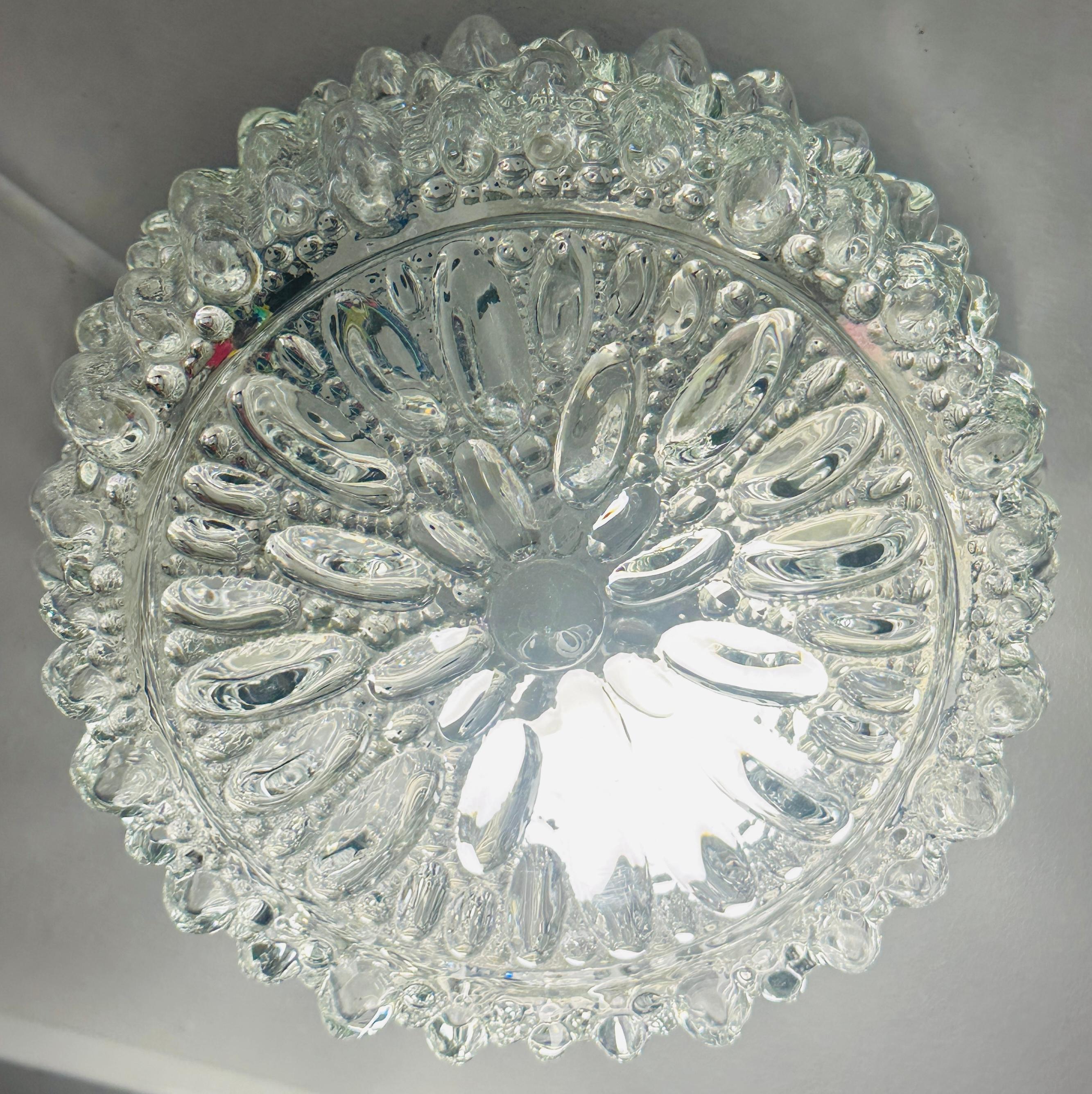 Kleine deutsche Einbau- oder Wandleuchte aus klarem Limberg-Glas, 1960er Jahre, Helena Tynell (20. Jahrhundert) im Angebot