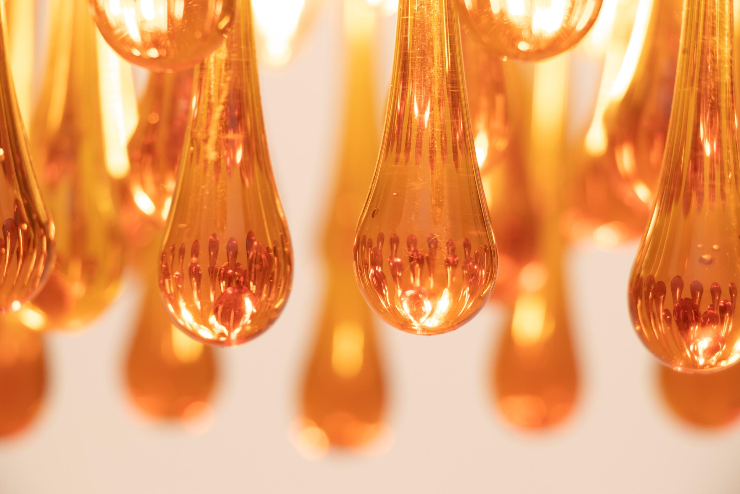1960s Small Italian Murano Amber Tear Drop Chandelier in the Style of Venini In Good Condition In London, GB