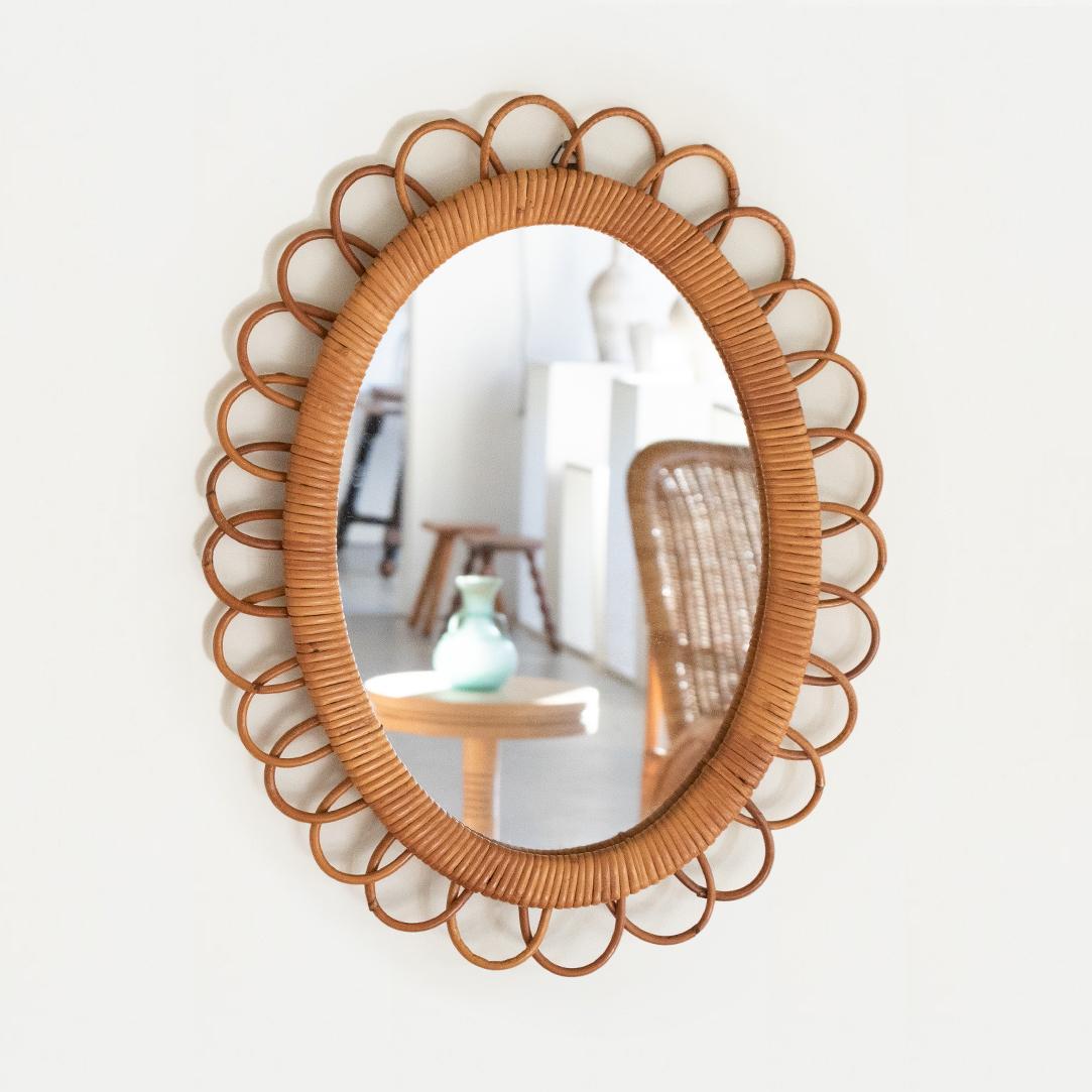 1960's Small Italian Oval Rattan Mirror In Good Condition In Los Angeles, CA