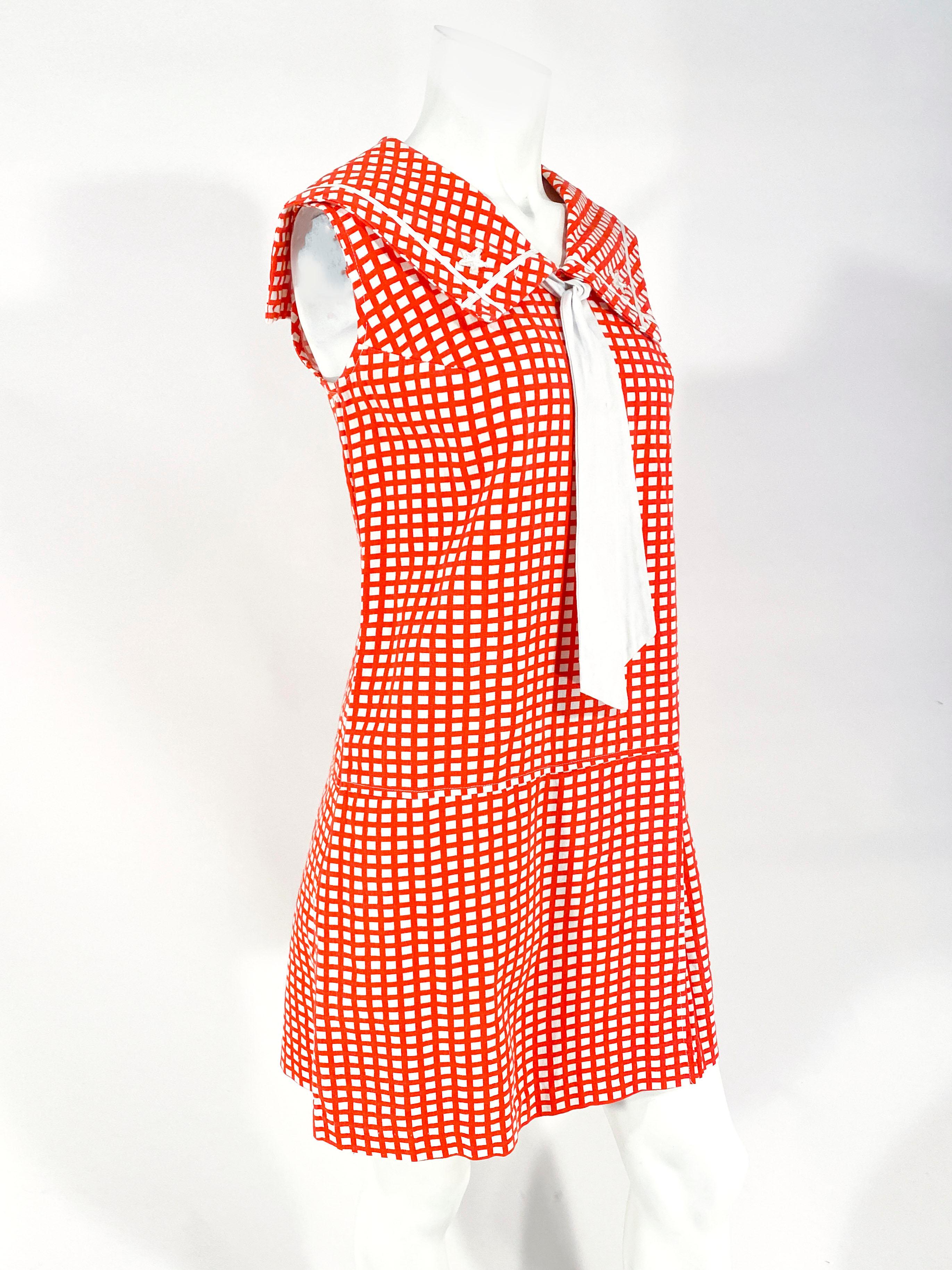 1960s Soft Red and White Printed Skort Dress For Sale 1