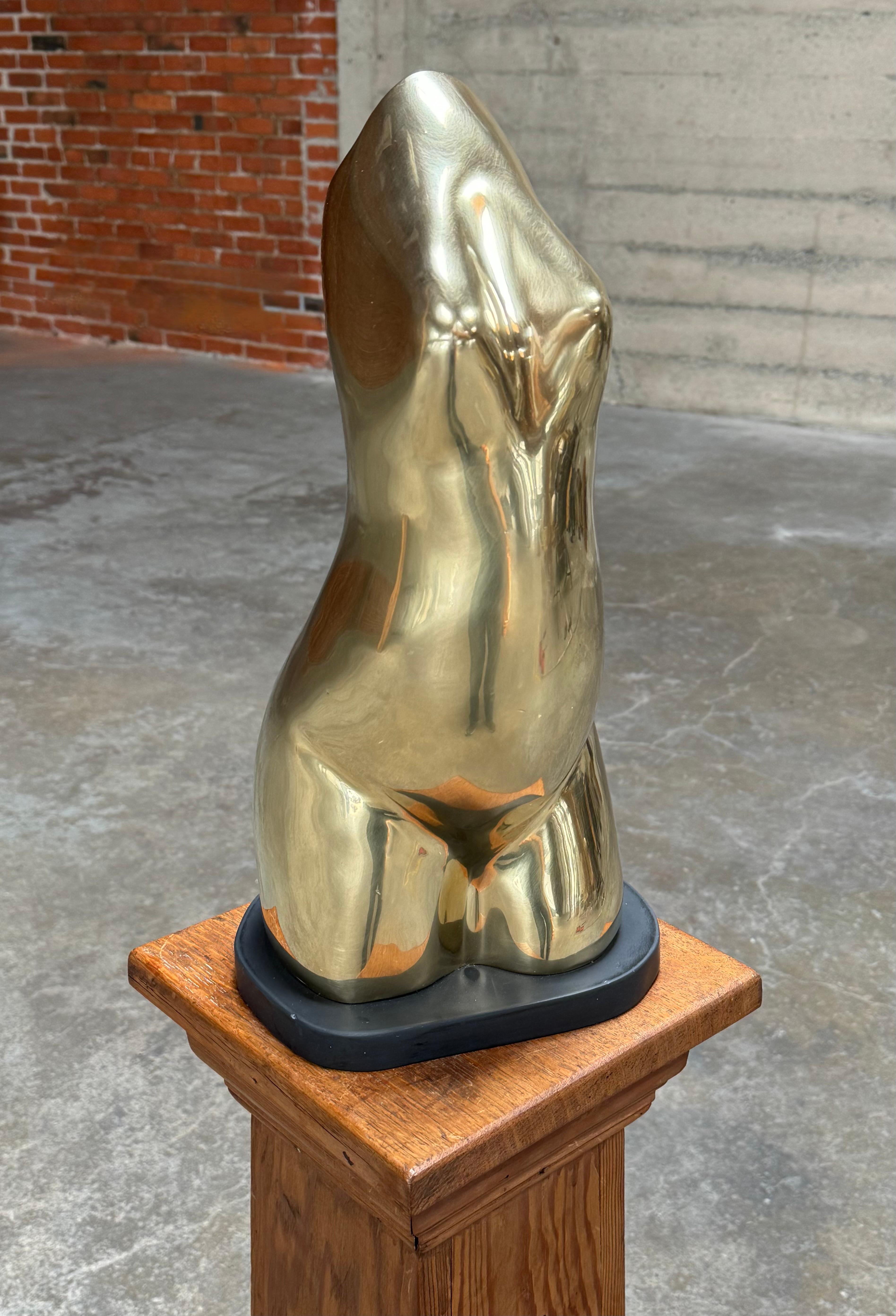 1960s New York Artist John H Manhold Brass Abstract Figurative Sculpture mediados del siglo XX en venta