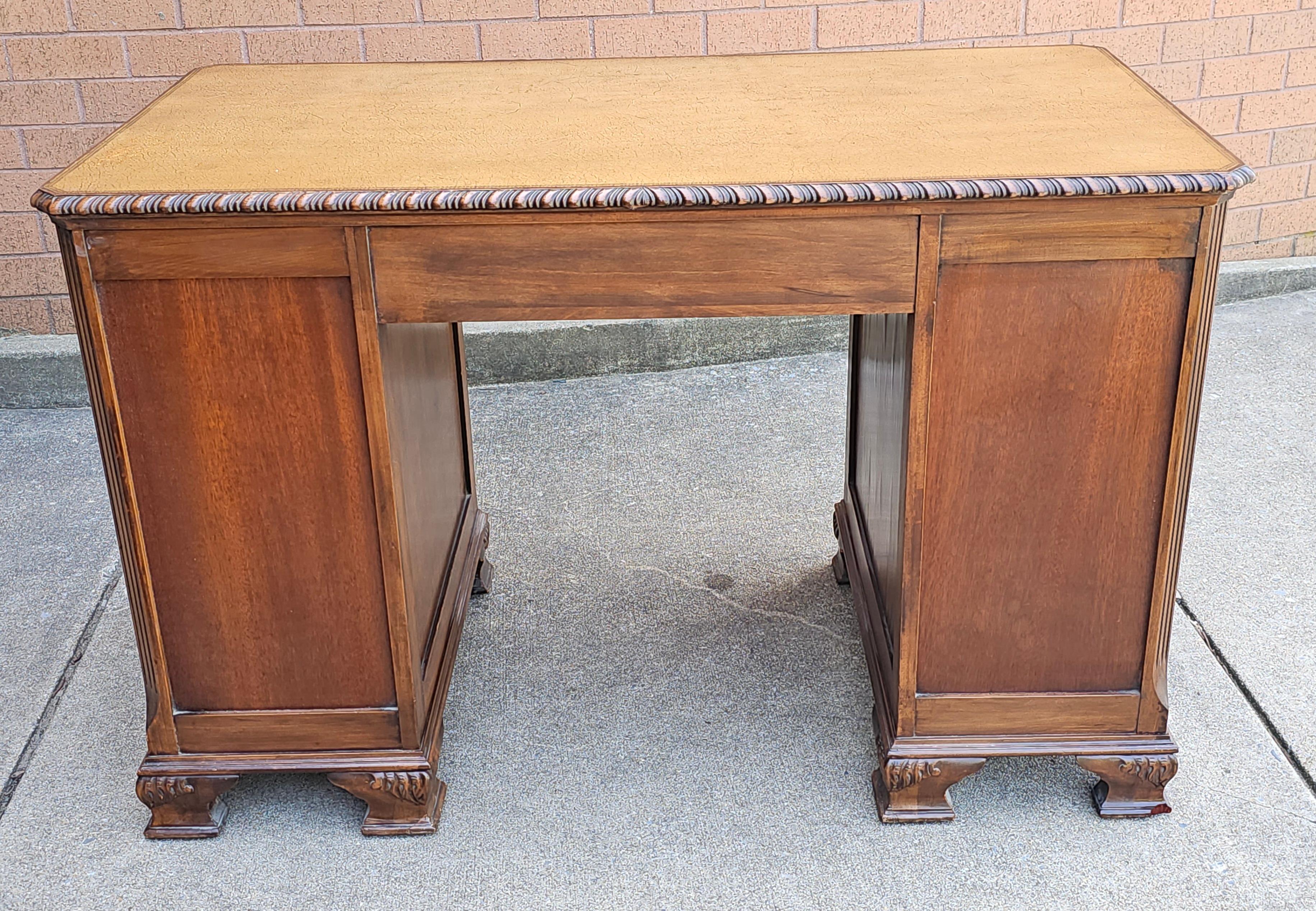 20th Century 1960s Solid Mahogany Pedestal Desk with Tan Leather Top For Sale
