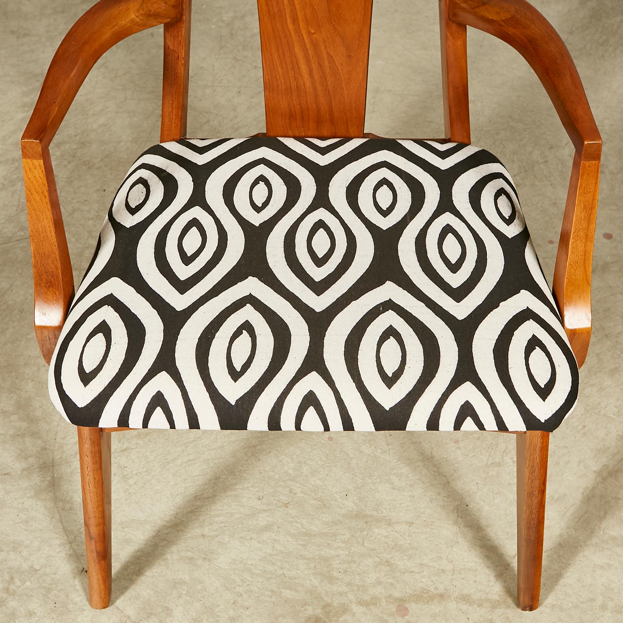 20th Century 1960s Solid Walnut Dining Chairs, Set of Six For Sale
