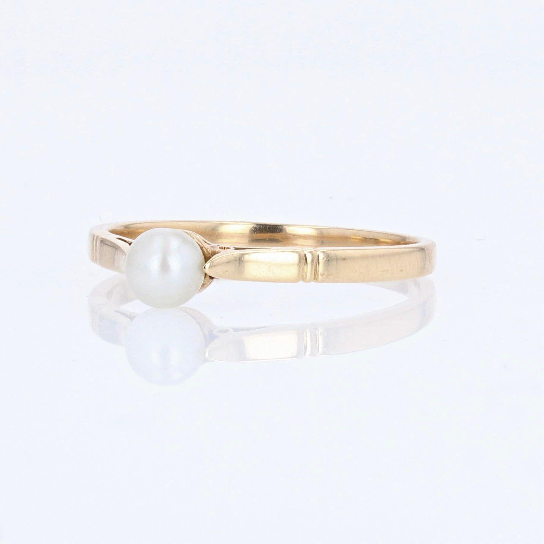1960s Solitaire Pearl 18 Karat Yellow Gold Ring 6