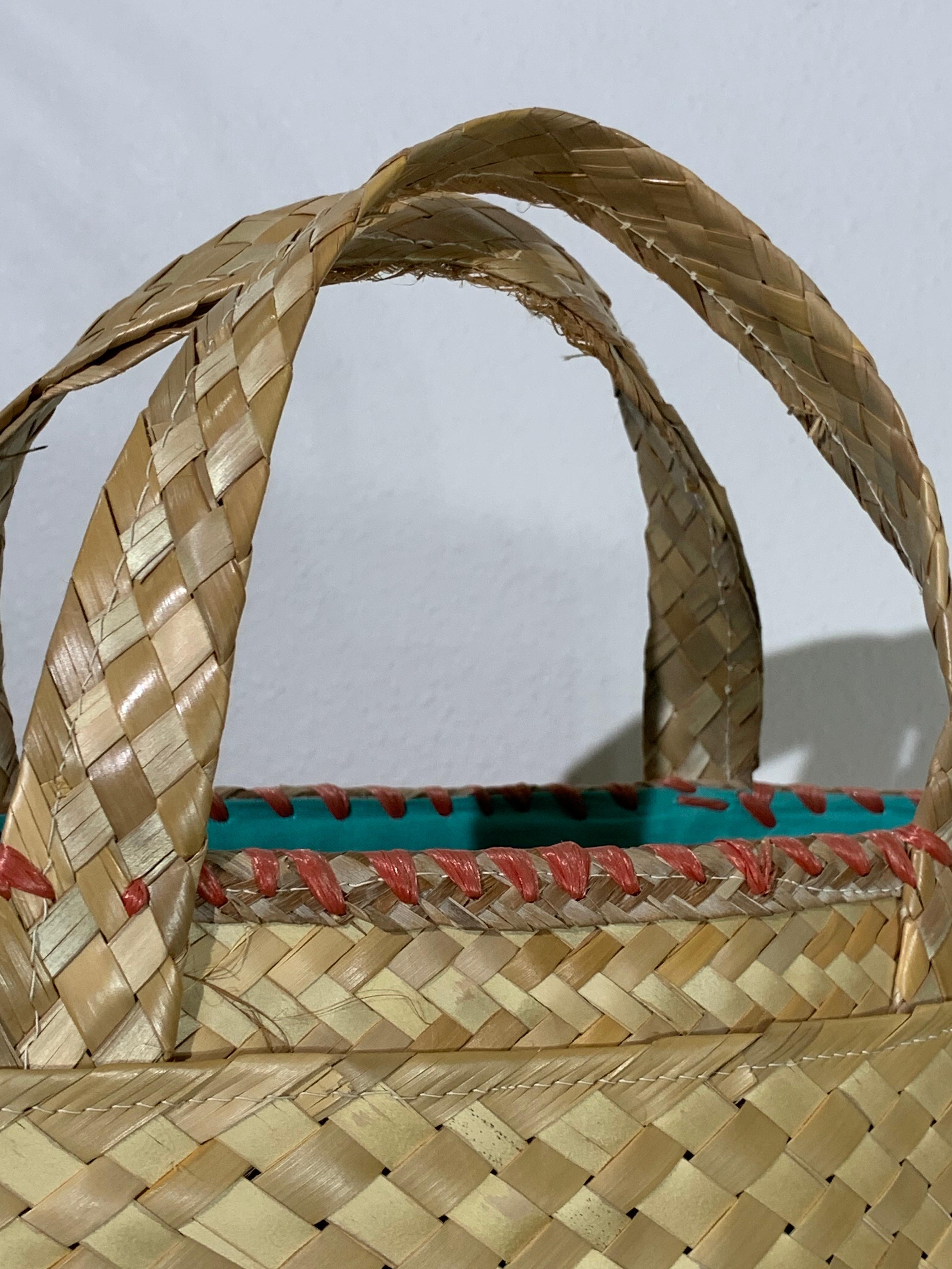 1960s Souvenir Embroidered Raffia Bucket Bag w/ Coordinating Straw Sun Hat 6
