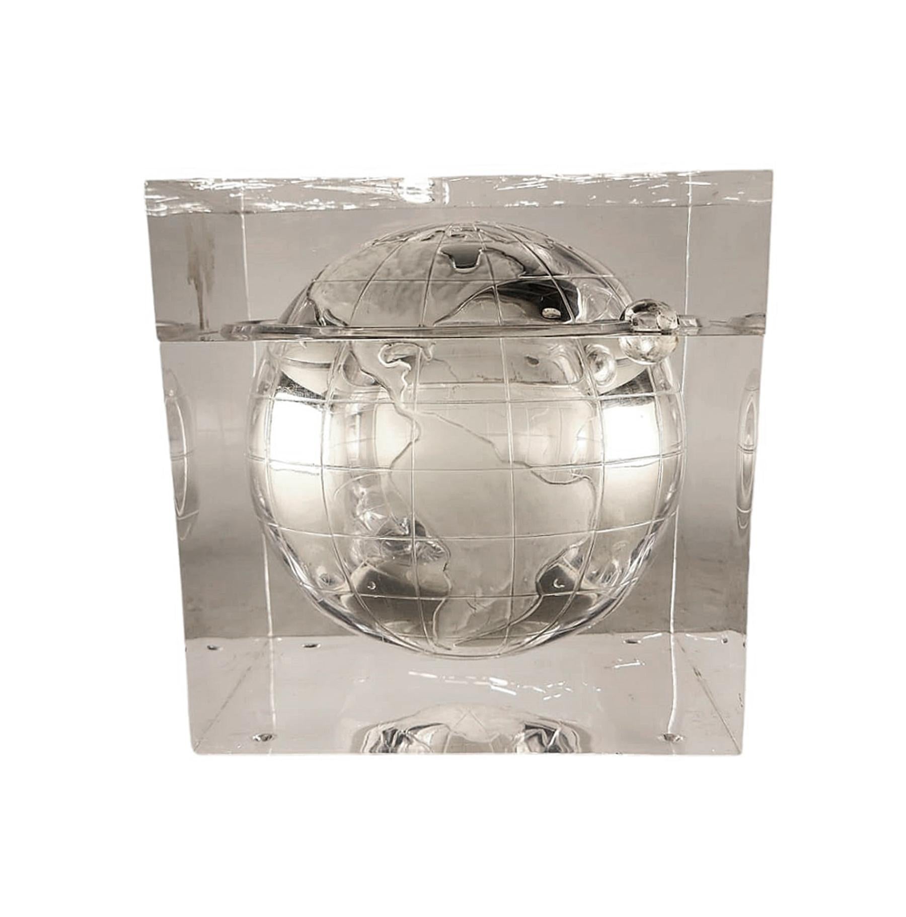 Carved 1960s Space Age Acrylic World Globe Ice Bucket by Alessandro Albrizzi, Italy For Sale