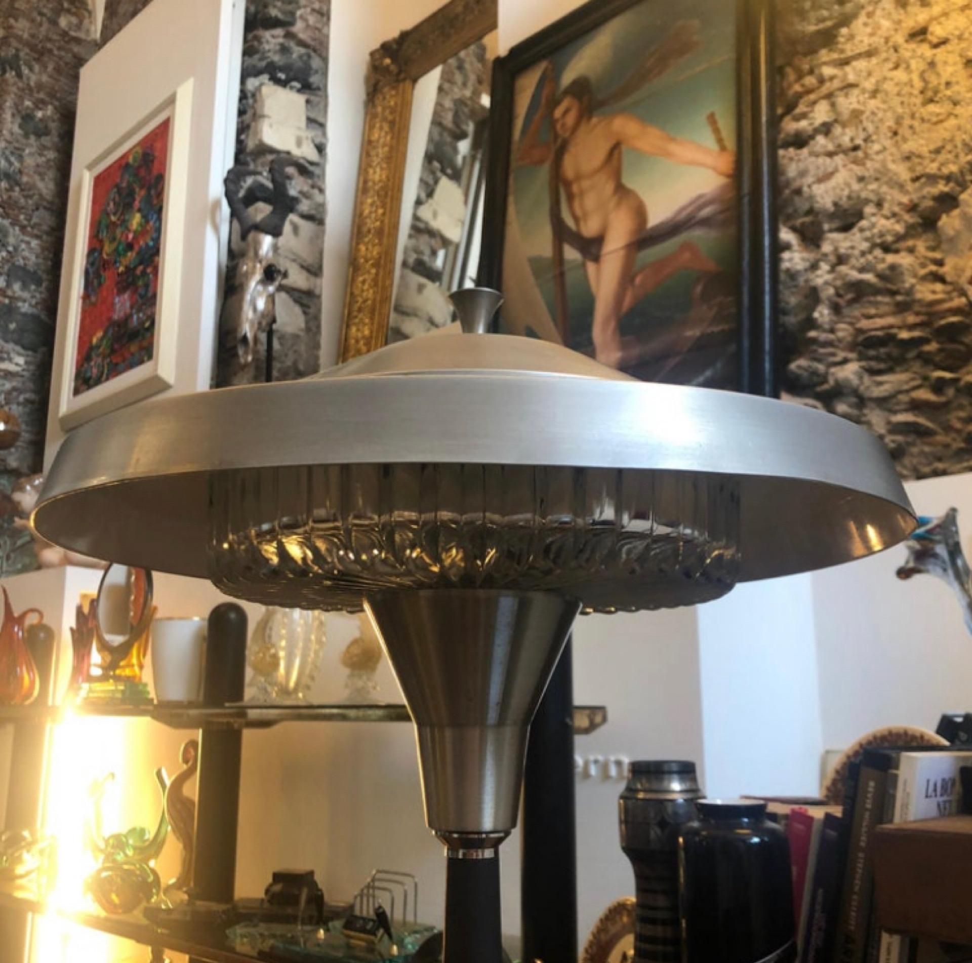 1960s Space Age Black and Grey Italian Table Lamp In Good Condition For Sale In Aci Castello, IT