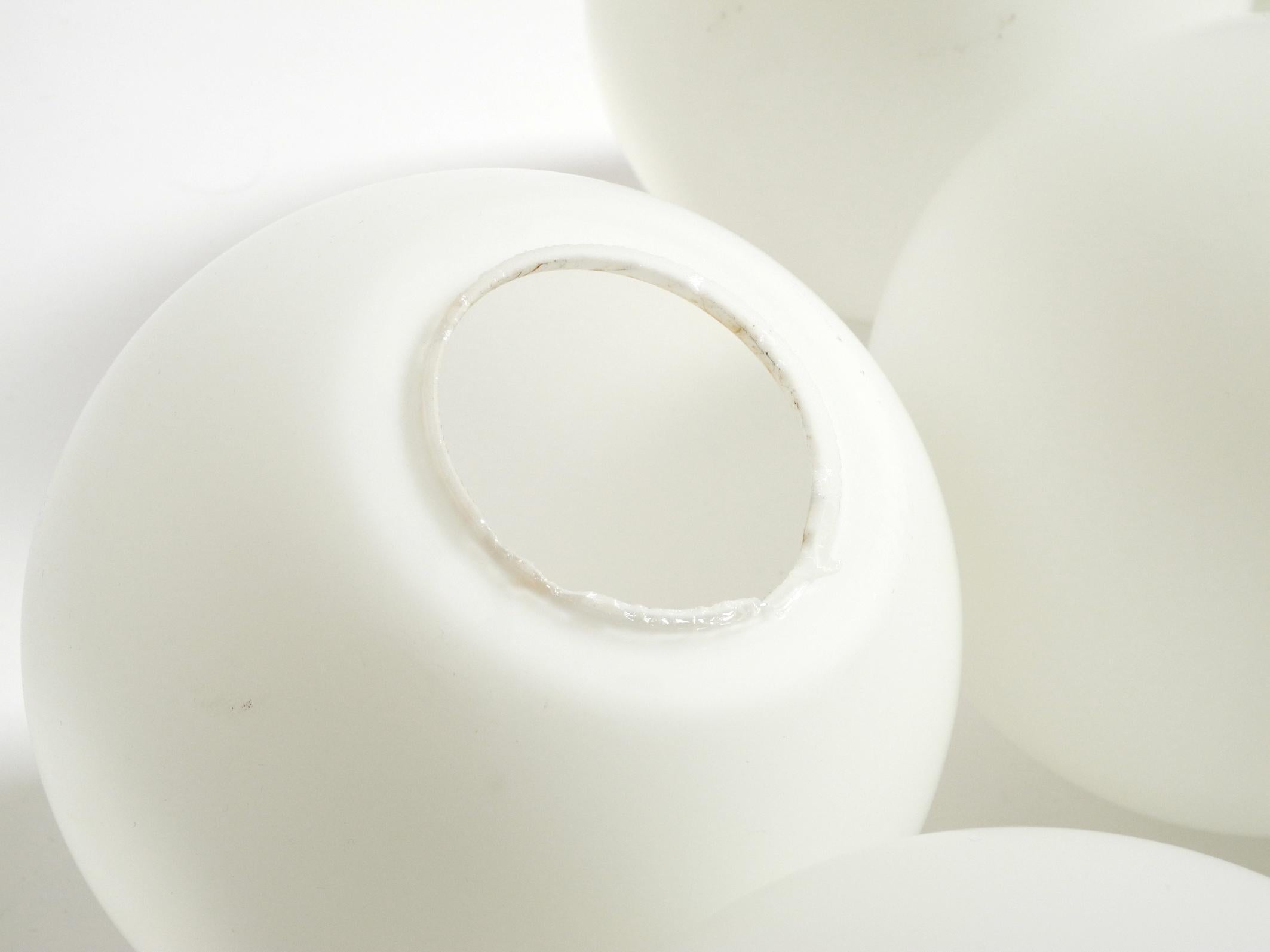 1960s Space Age brass ceiling lamp with 8 glass balls by Kaiser Leuchten in vendita 13