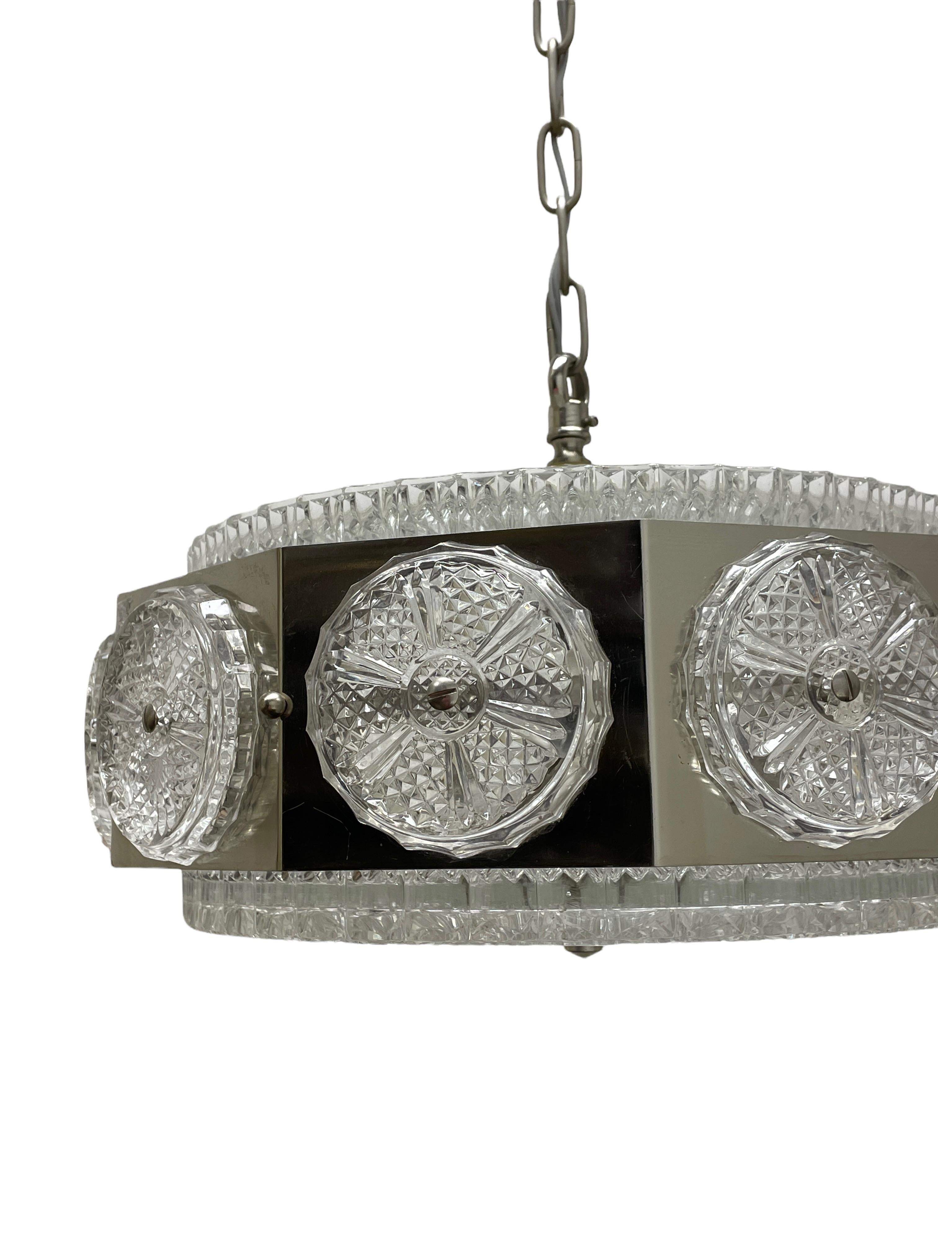 Lampadario in vetro e cromo A Space degli anni '60 di Carl Fagerlund per Orrefors in vendita 1