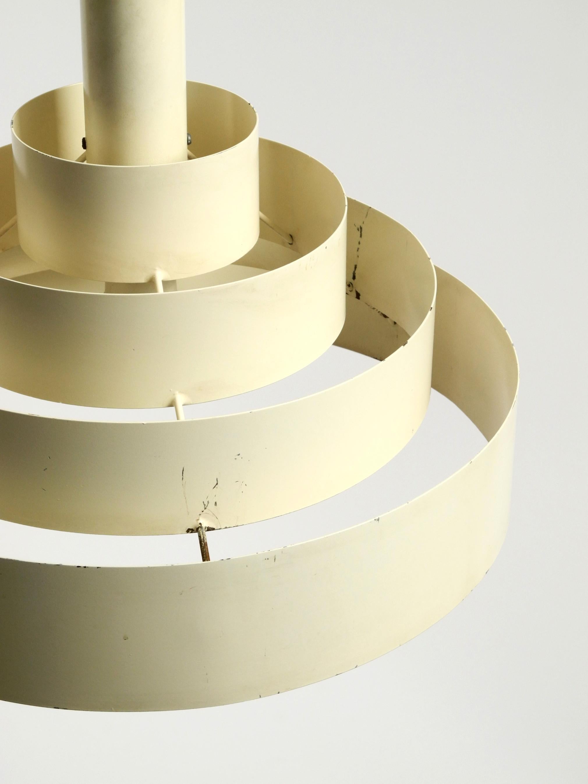 Lampada a sospensione in metallo massiccio e a doghe degli anni '60 di A Space AGE in vendita 2