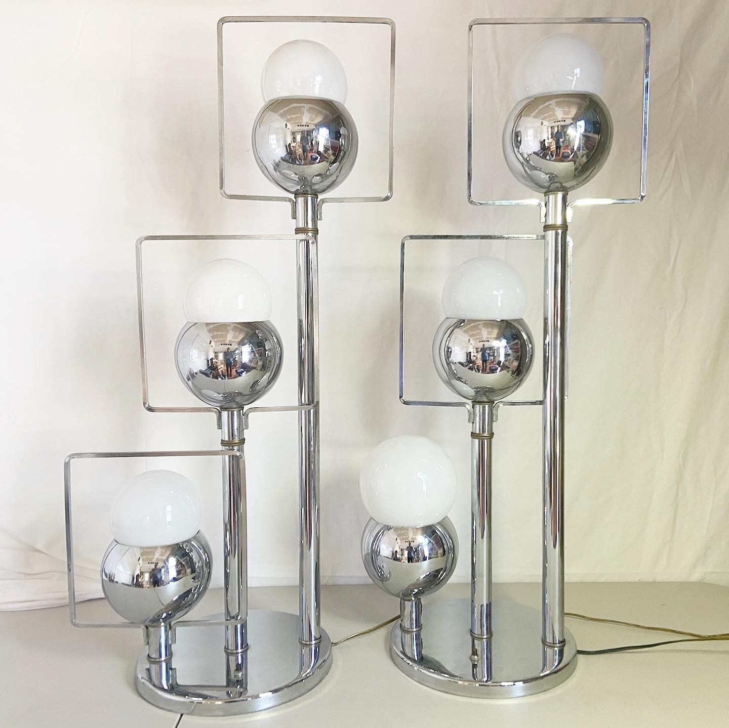 Mid-Century Modern 1960s Space Age Robert Sonneman Style Table Lamps - a Pair