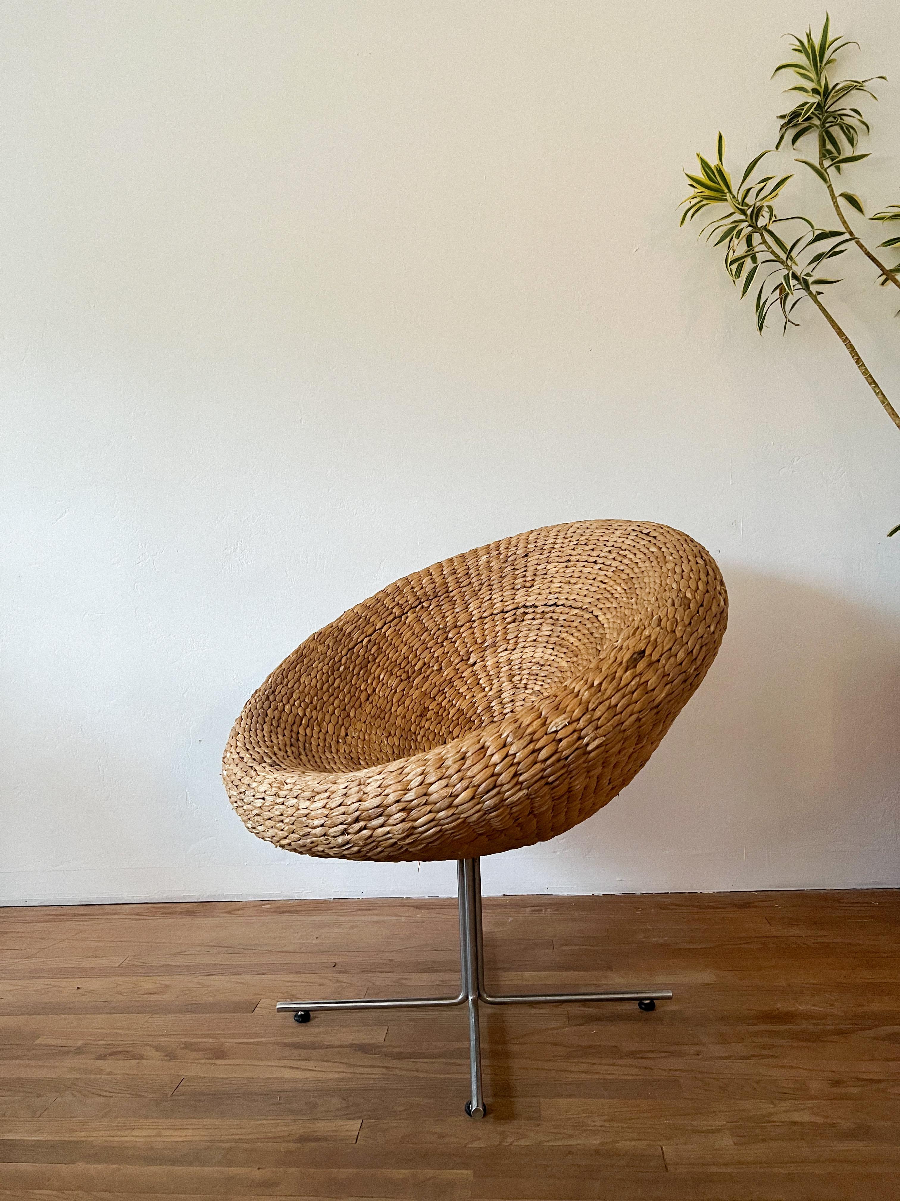 1960s Space Age Wicker Pod Chair For Sale 1