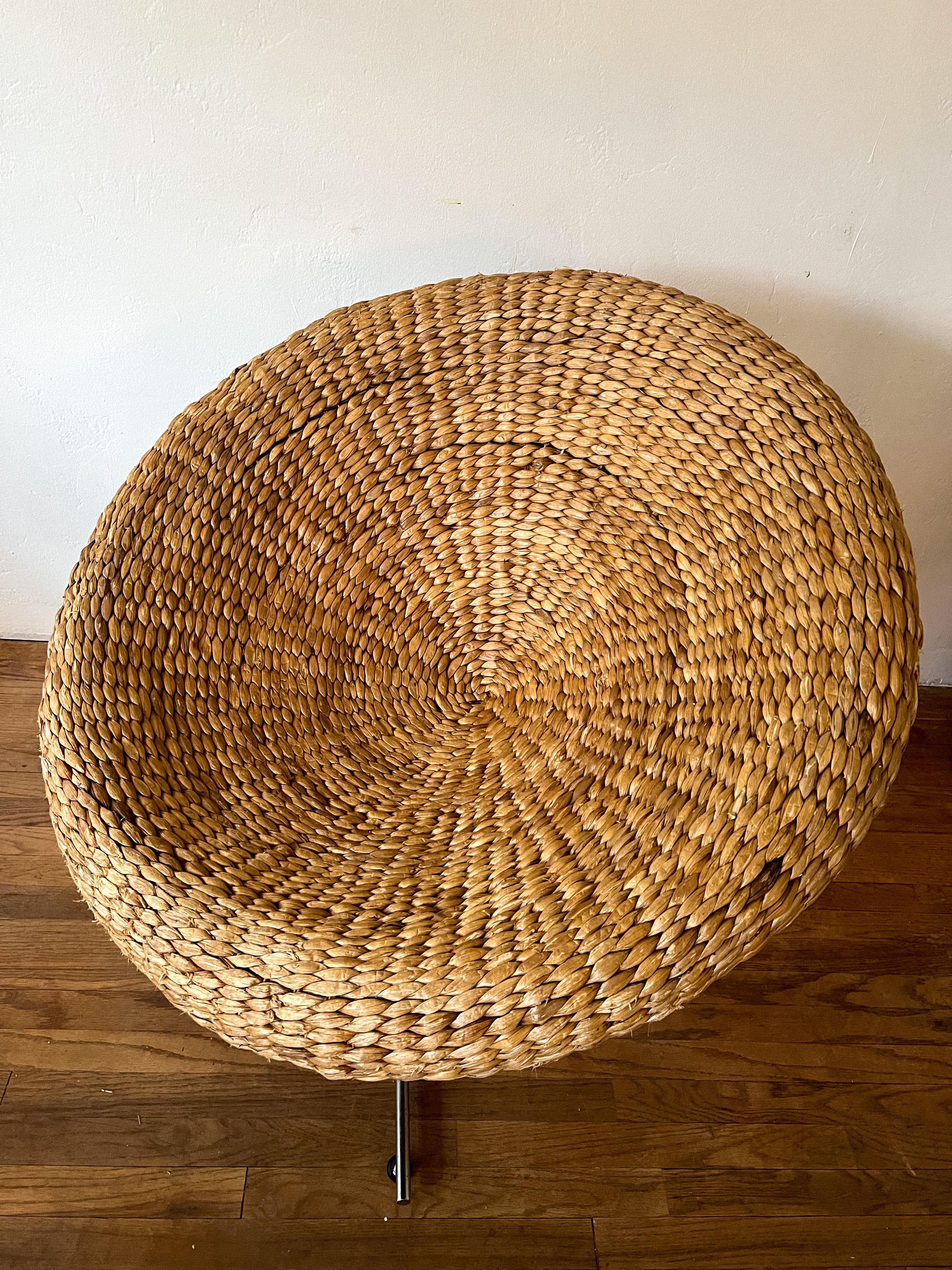 Mid-20th Century 1960s Space Age Wicker Pod Chair For Sale