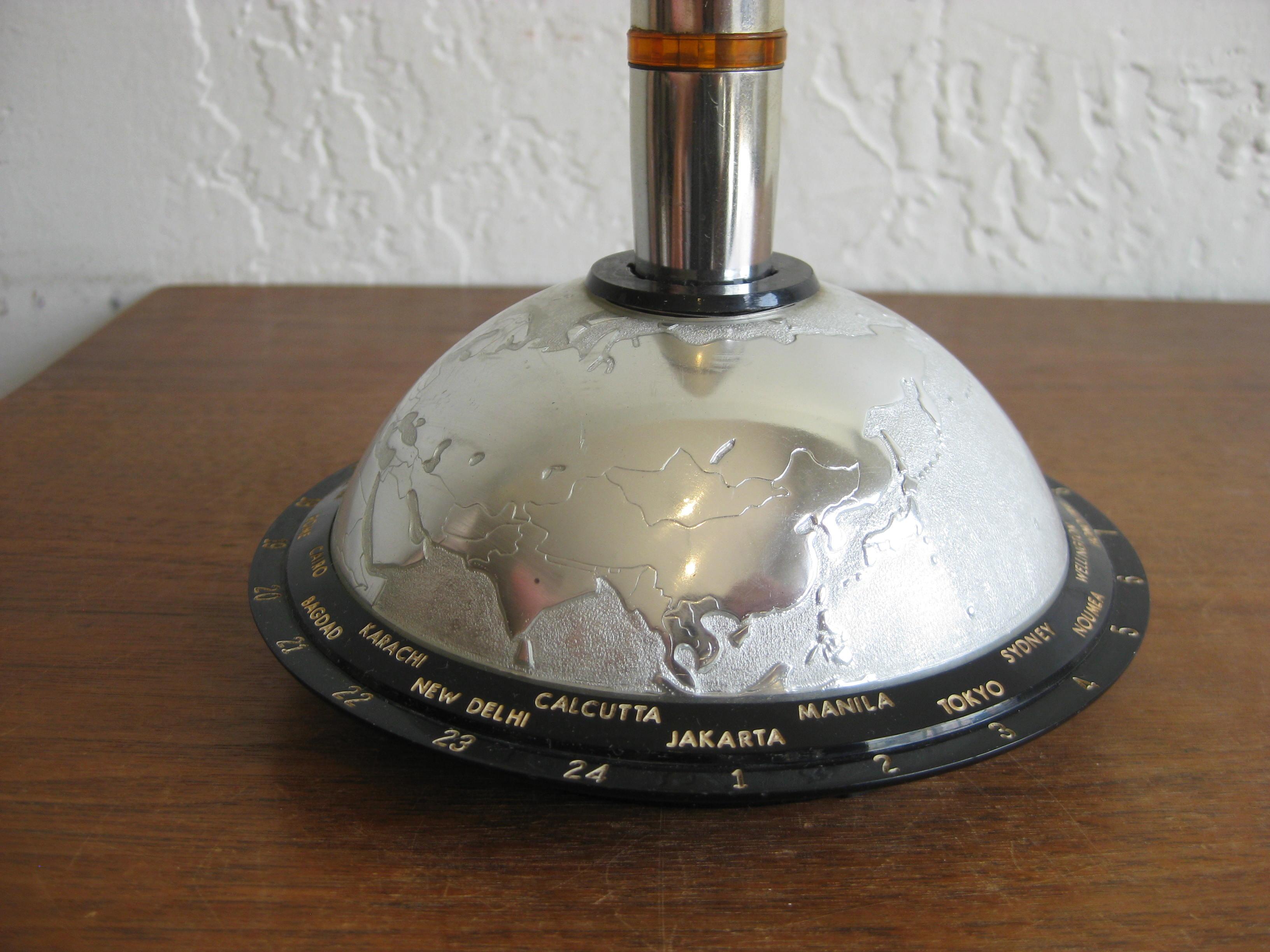 1960s Space Age Zenza Bronica Rocket Ship Globe Figural Desk Table Lighter 2