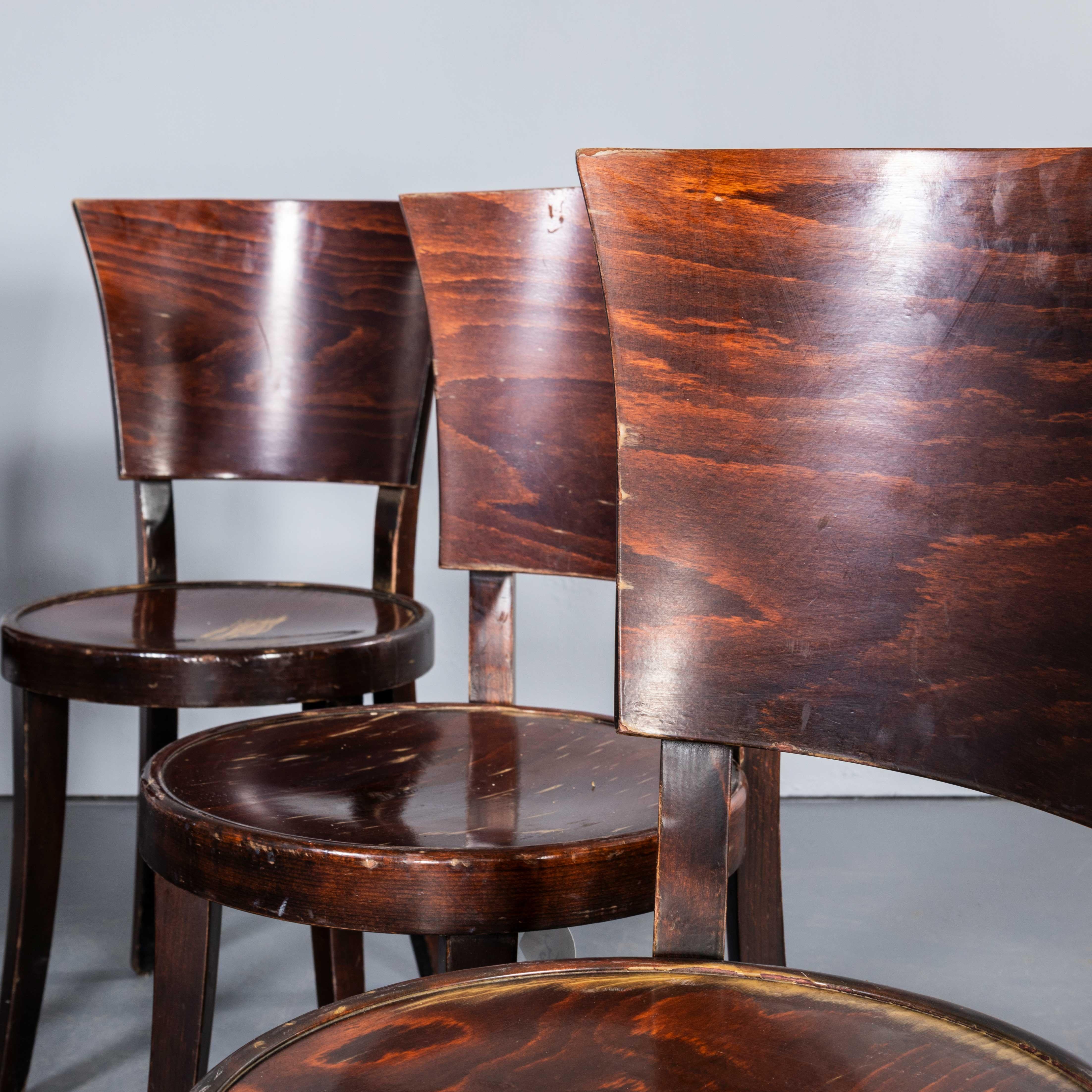 1960's Spade Back Bentwood Dining Chairs - Good Qty Available For Sale 6