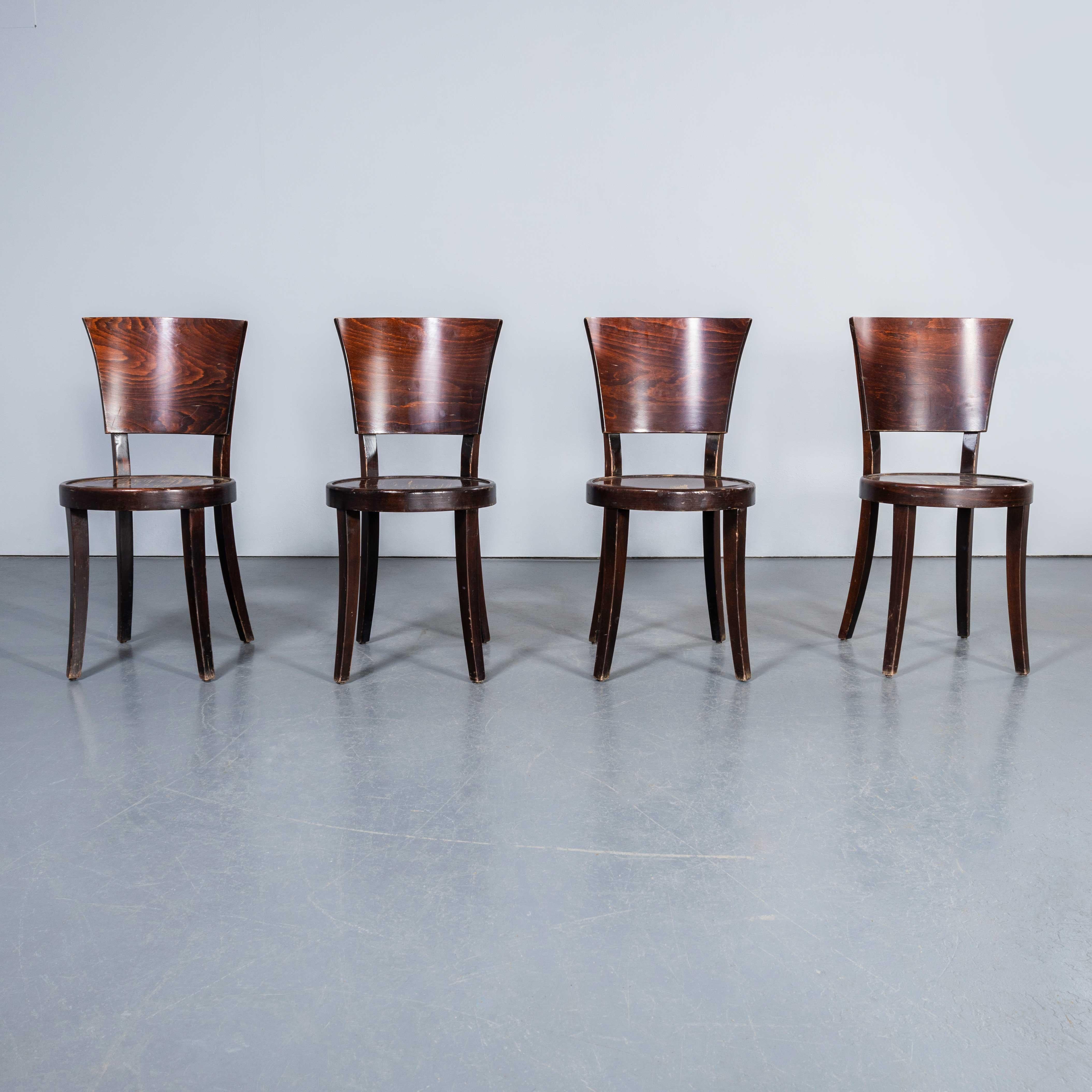 1960's Spade Back Bentwood Dining Chairs - Good Qty Available For Sale 7