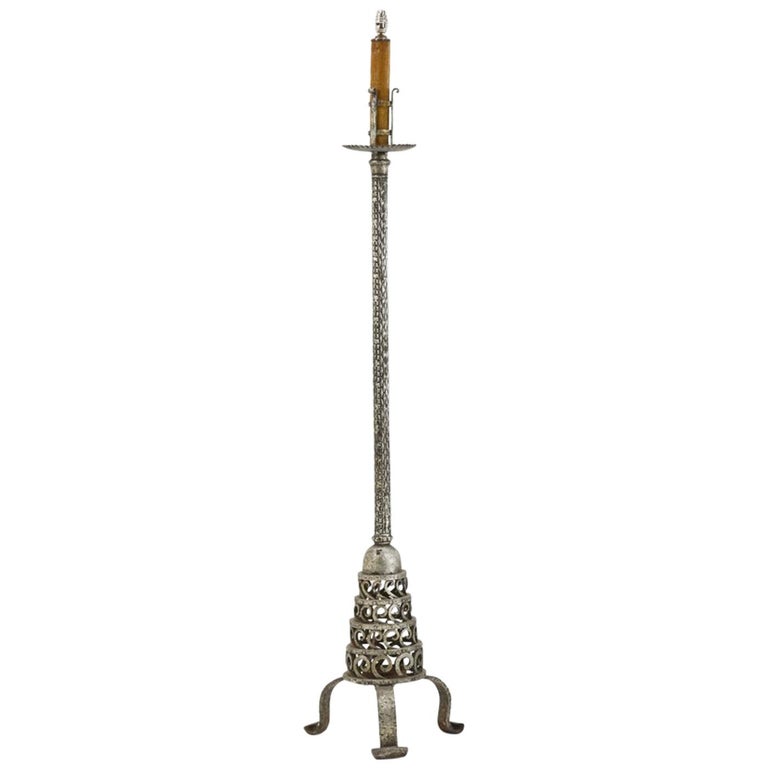 1960s Spanish Silvered Wrought Iron Floor Lamp For Sale at 1stDibs