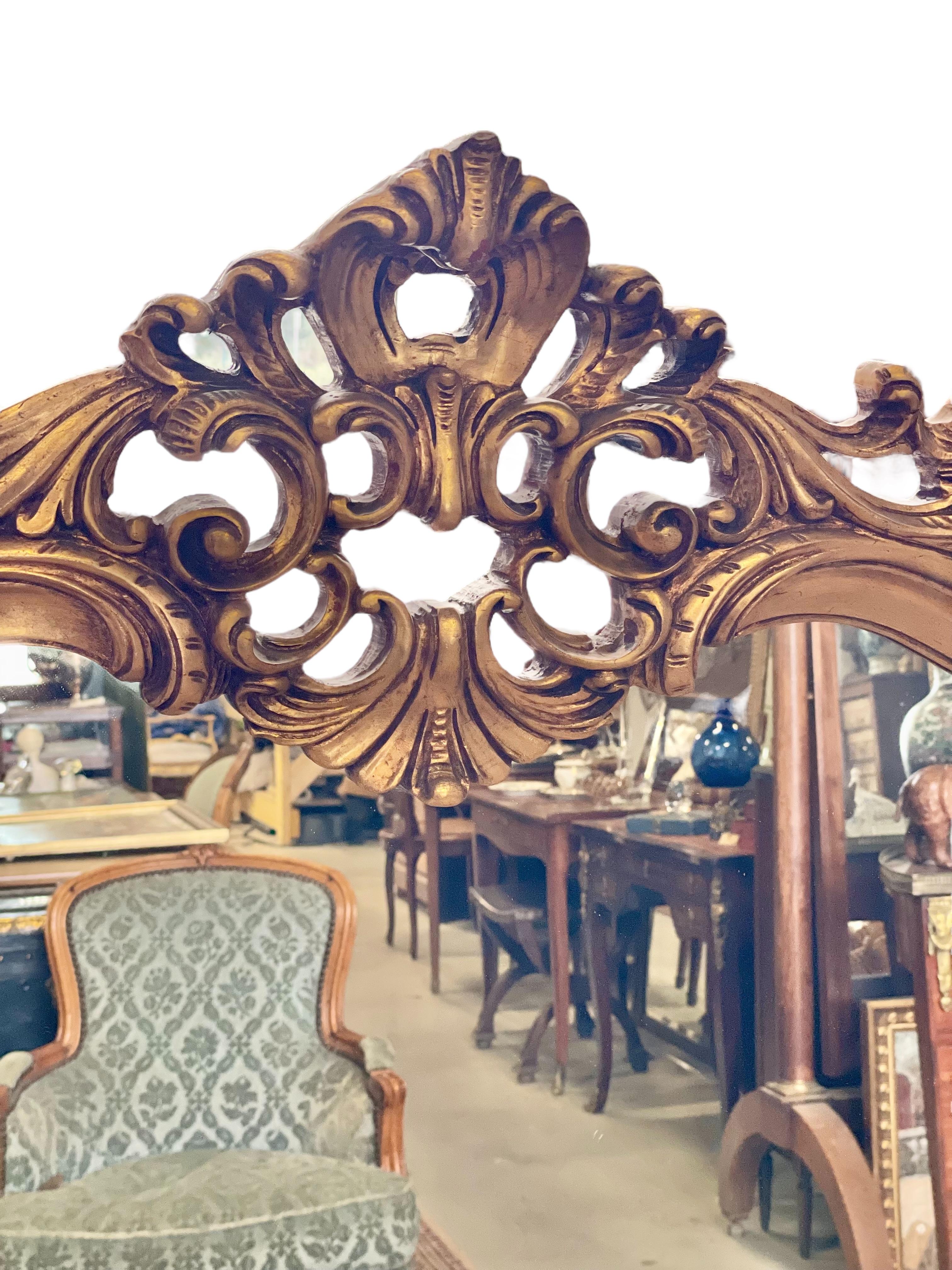Spectaculaire miroir mural de style rococo des années 1960 Bon état - En vente à LA CIOTAT, FR