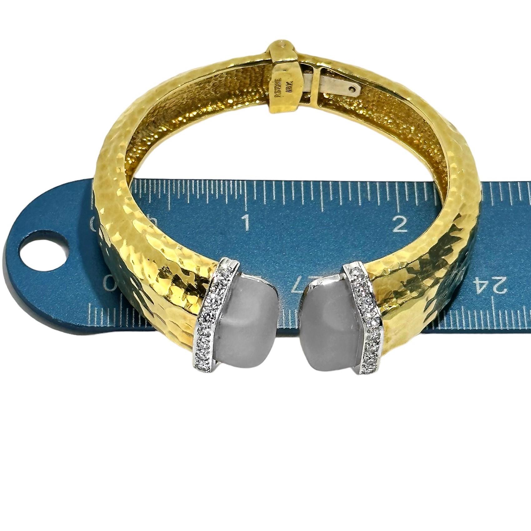 1960s Split Front, Hammered Gold, Diamond & Frosted Crystal Bracelet by R. Stone For Sale 4