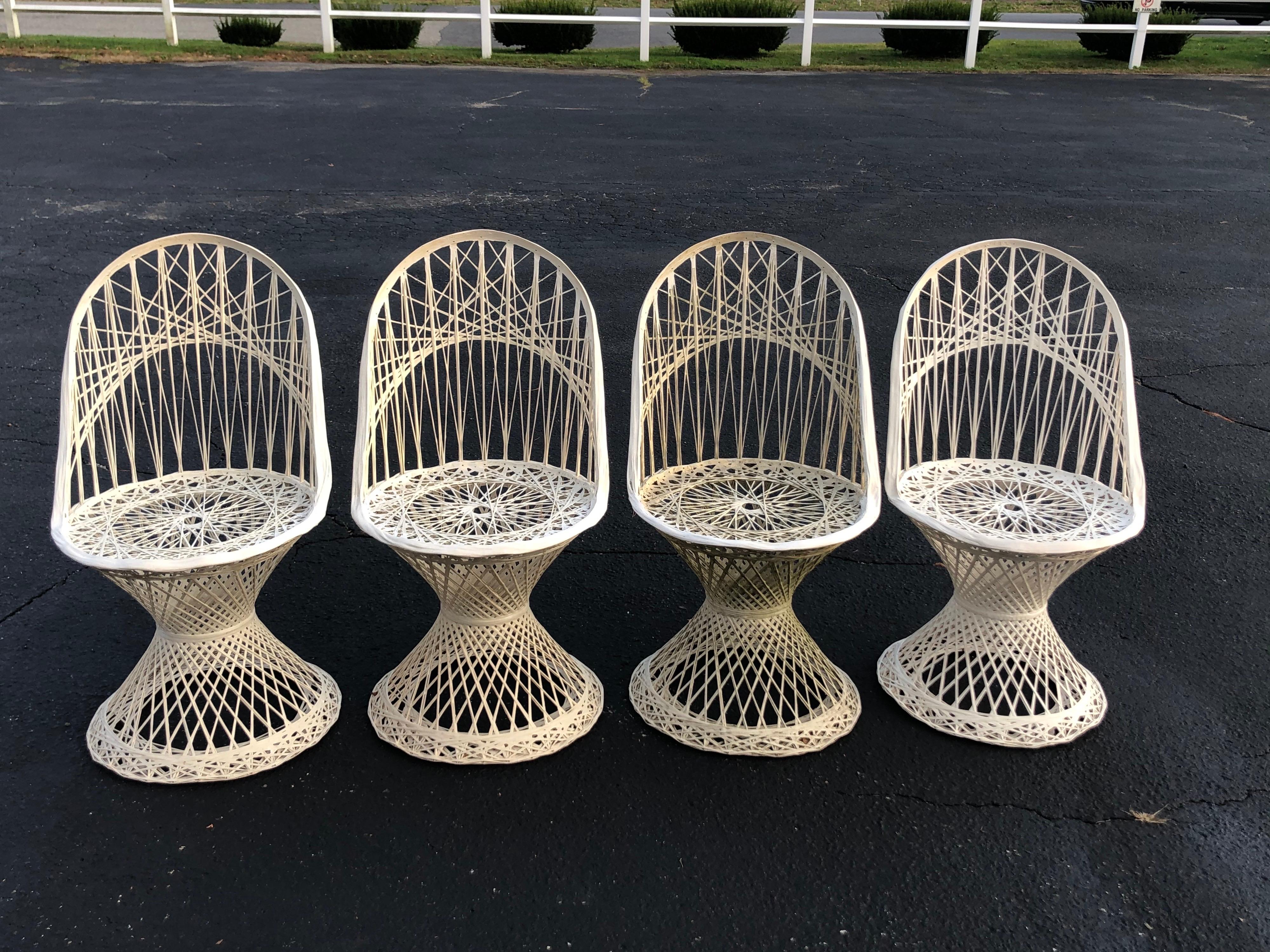 Mid Century Spun Fiberglass Patio Set by Russell Woodard For Sale 6