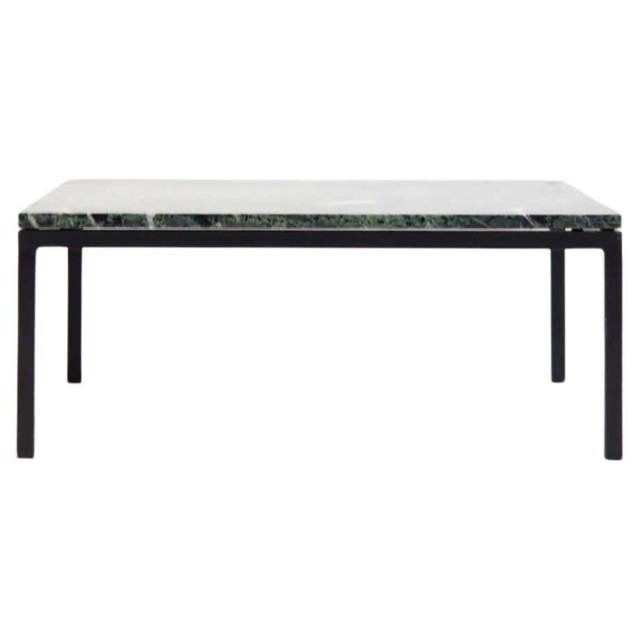 Table basse carrée des années 1960 avec plateau en marbre vert