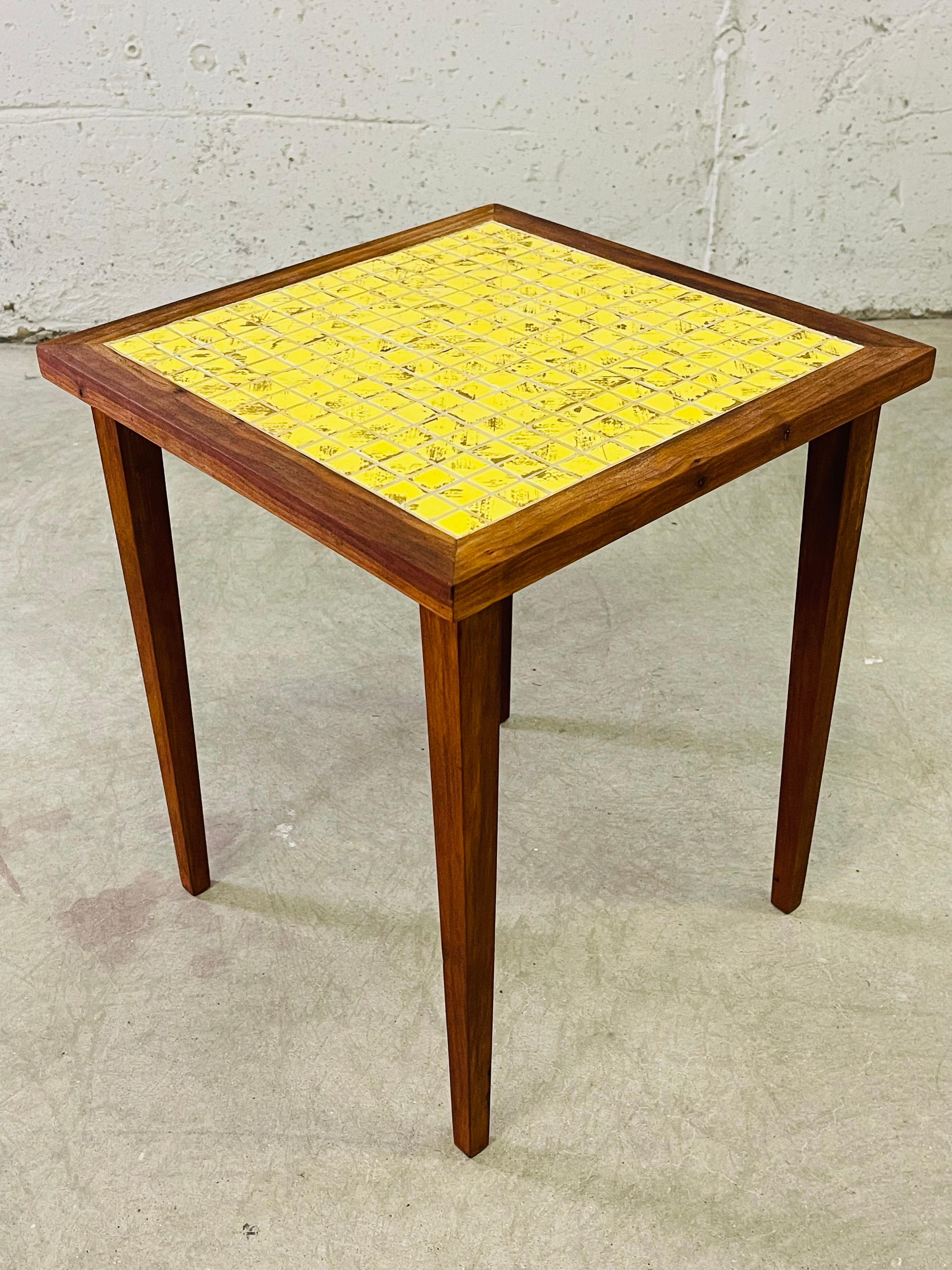 1960s Square Tile Top Side Table In Good Condition For Sale In Amherst, NH