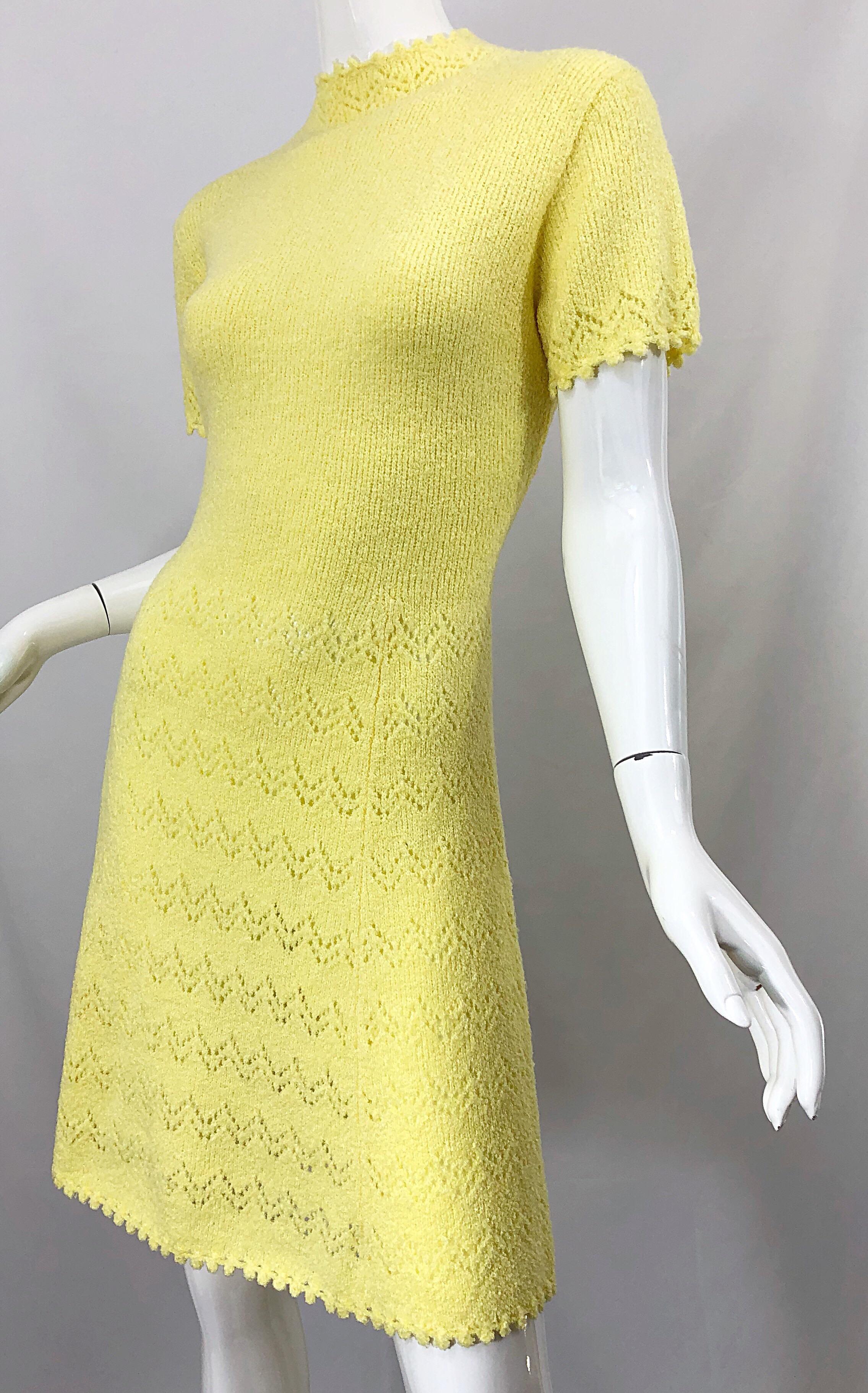 1960s St John Canary Yellow Santana Knit Mod Crochet Vintage A Line 60s Dress For Sale 4