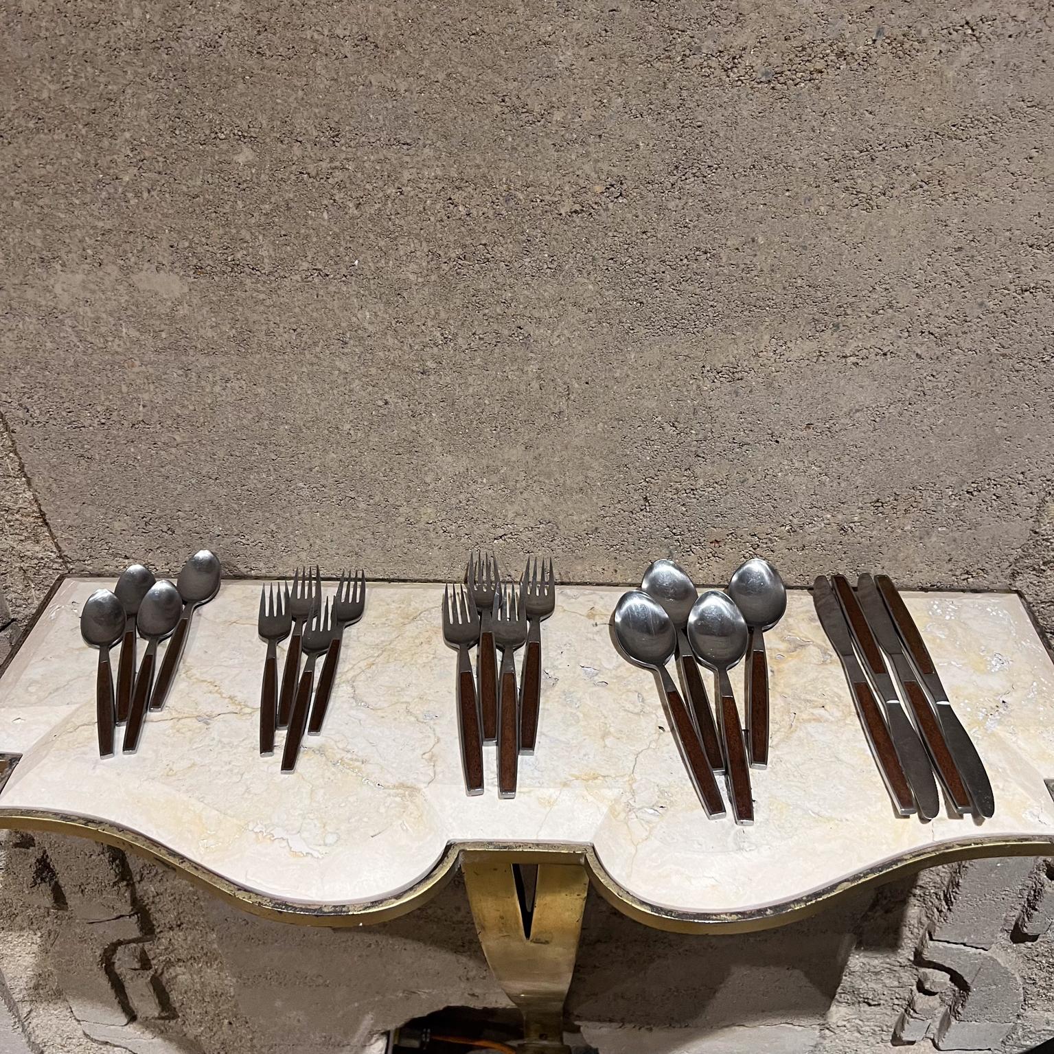 1960s Stanley Roberts Pasadena Stainless Flatware Wood Insert Japan In Good Condition In Chula Vista, CA