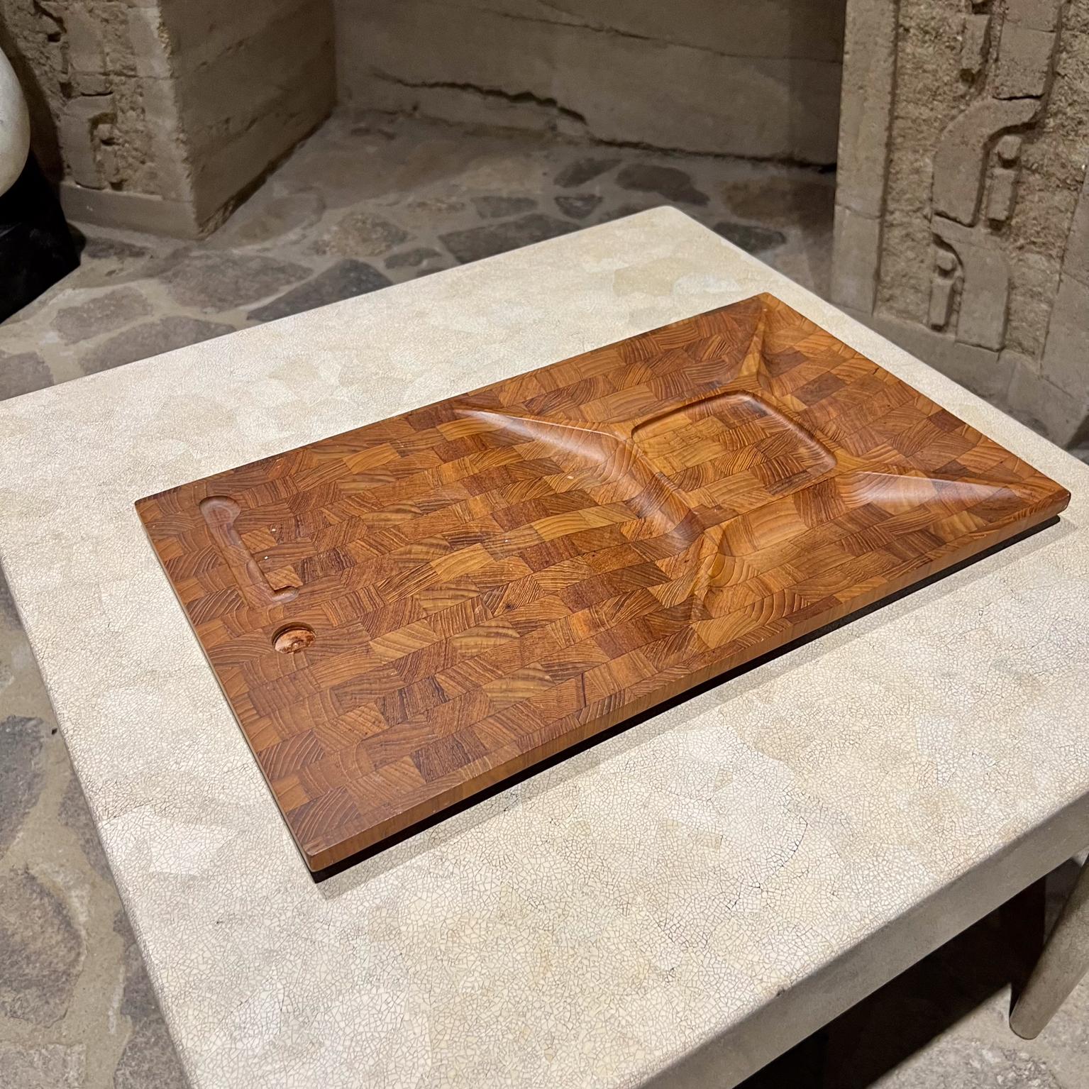 Vassoio da portata per salumi in legno di teak dogato del 1960, stile Dansk in vendita 1