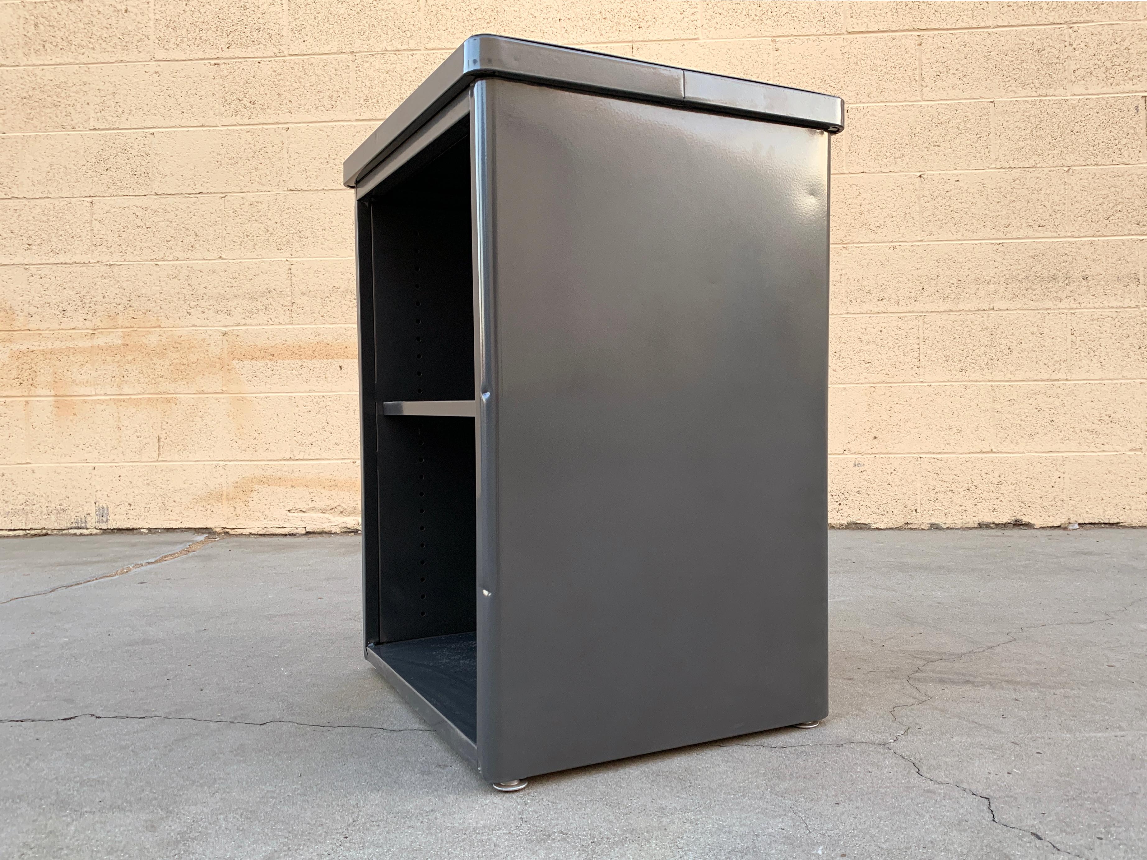 Mid-Century Modern 1960s Steelcase Side Cabinet Refinished in Metallic Gray For Sale